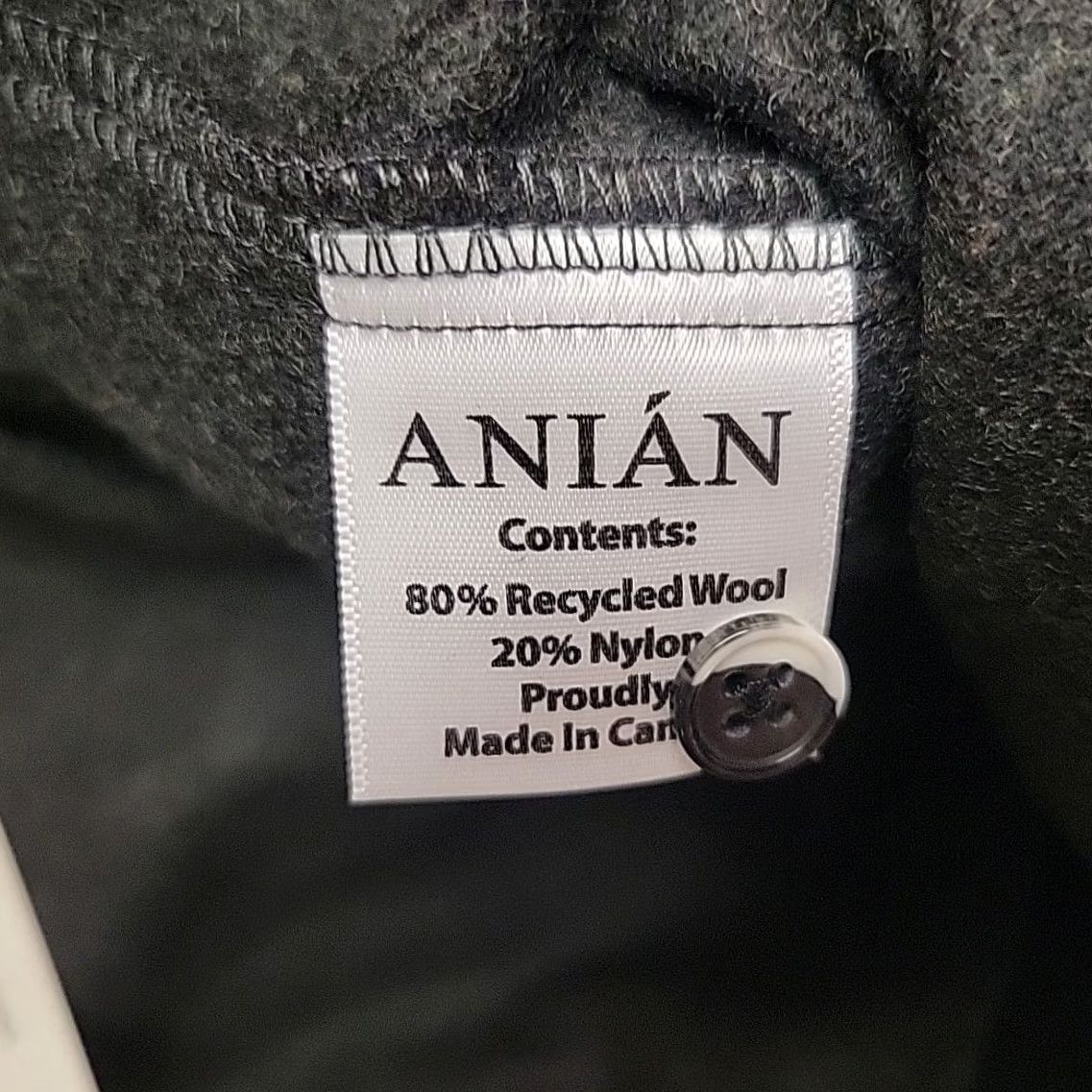 Olive Anian Shirt Womens 2XL Olive Wool Relaxed Lightweight Melton Made in Canada NEW Shirt Women's 2XL Olive Wool Melton Canada NEW Size XXL / US 16-18 / IT 52-54 - 6 Thumbnail
