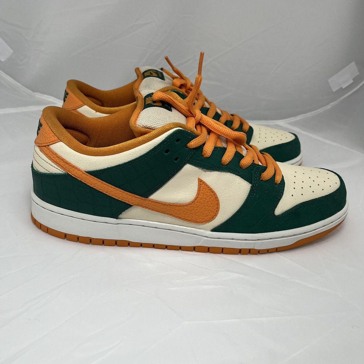 dunk sb low legion pine