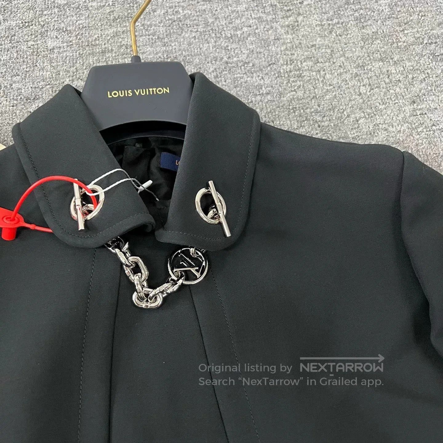 Louis Vuitton Louis Vuitton 25 New Chain Logo Dress. Size XS / US 0-2 / IT 36-38 - 6 Thumbnail
