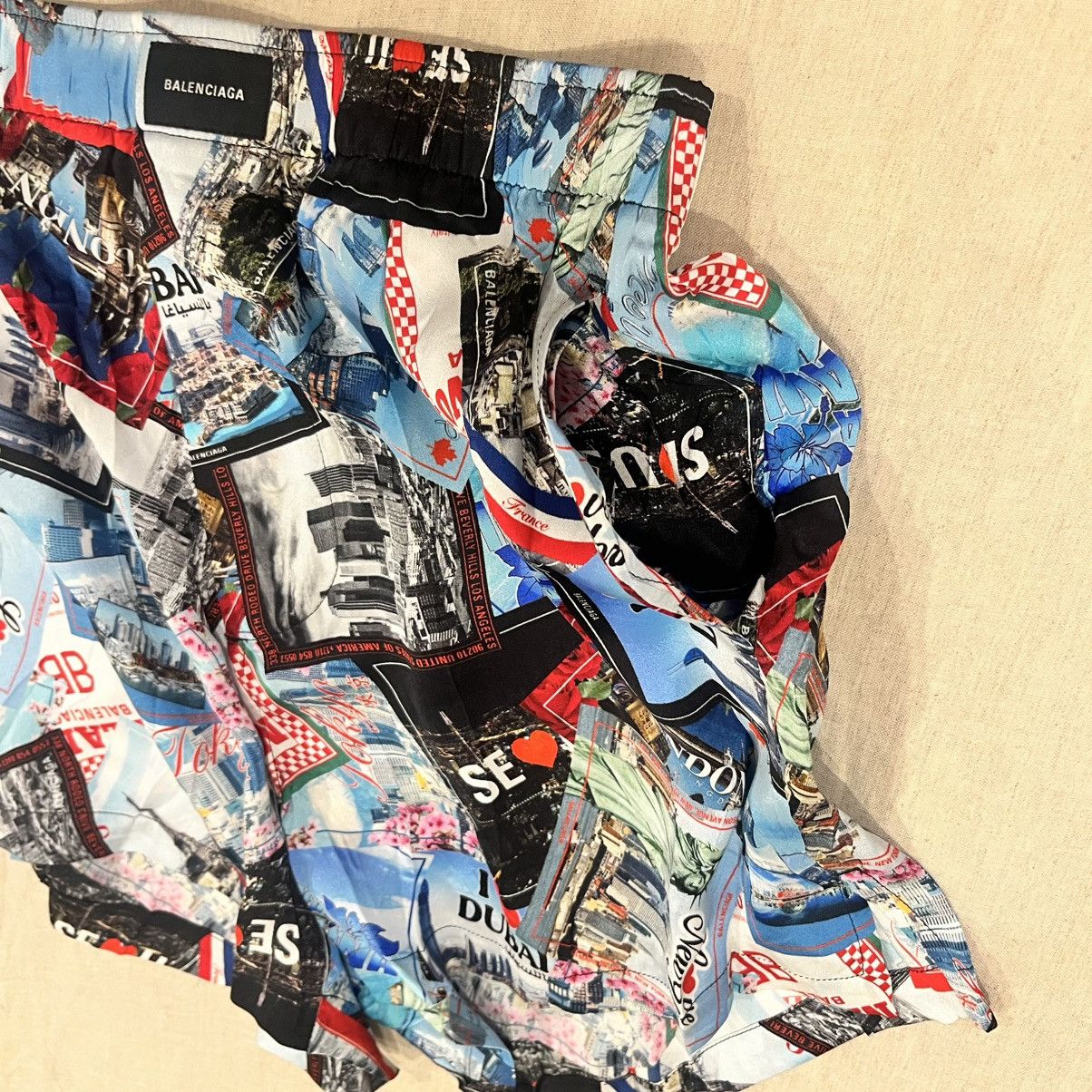 Balenciaga $1050 Balenciaga Logo Postcard Print Silk Shorts, Size 44 Size US 28 / EU 44 - 7 Thumbnail