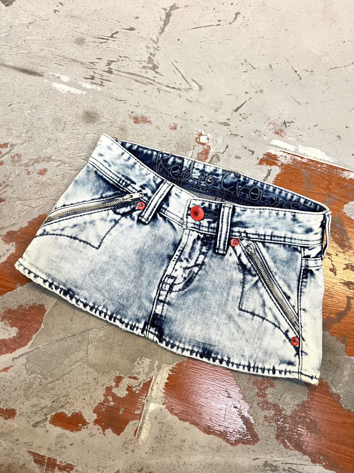 Japanese Brand 💥Y2K DISTRESSED MINI SKIRT HYSTERIC GLAMOUR STYLE Size 30" / US 8 / IT 44 - 2 Thumbnail