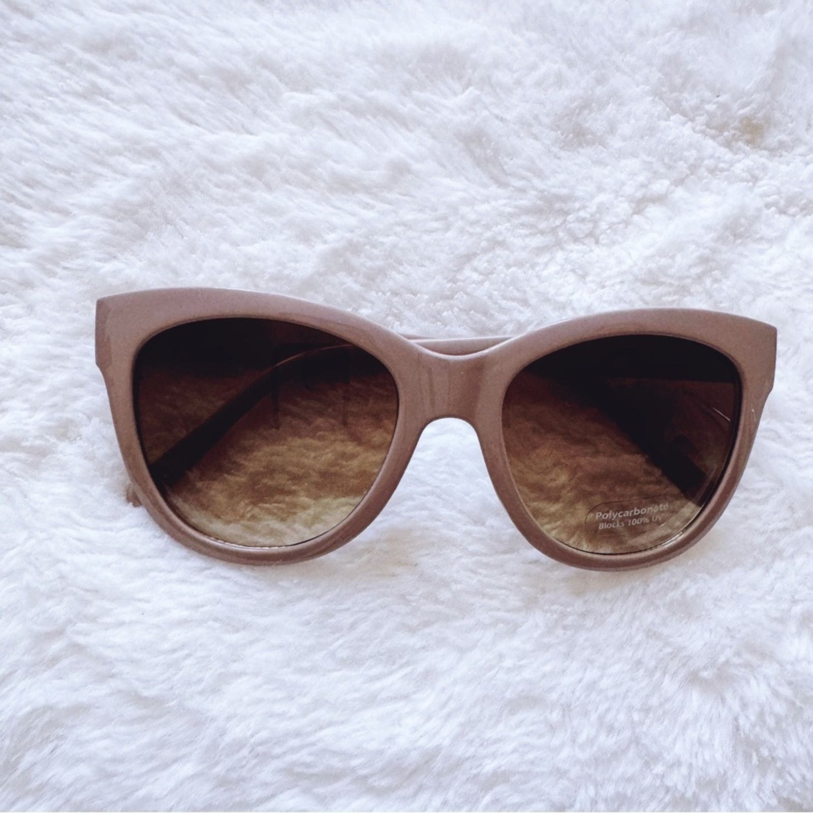 Other Mina Light Tan Chic Sunglasses Size ONE SIZE - 2 Thumbnail