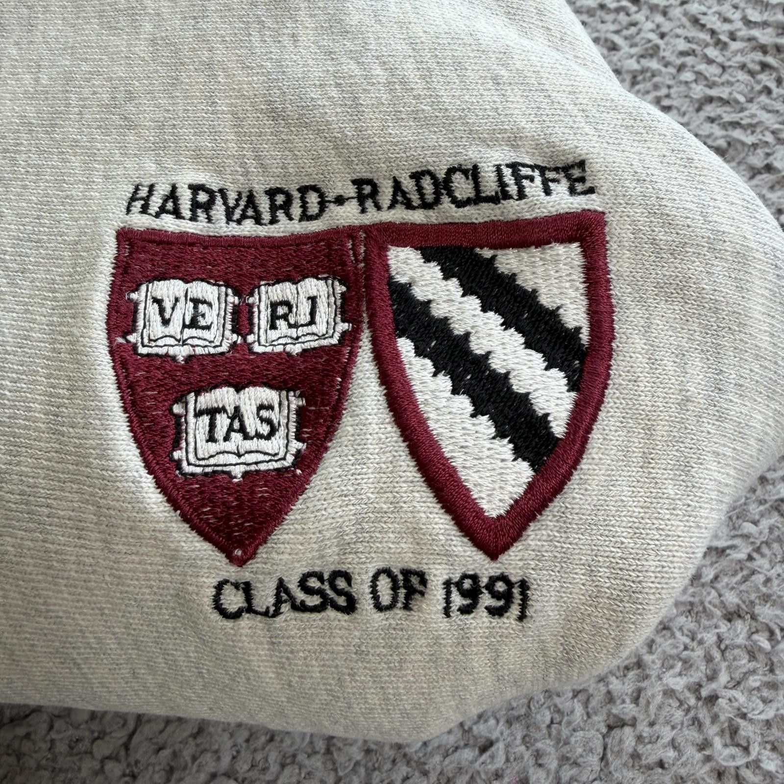 Mvp Vintage Harvard Radcliffe 1991 Crewneck Sweatshirt Made USA Size US L / EU 52-54 / 3 - 5 Thumbnail