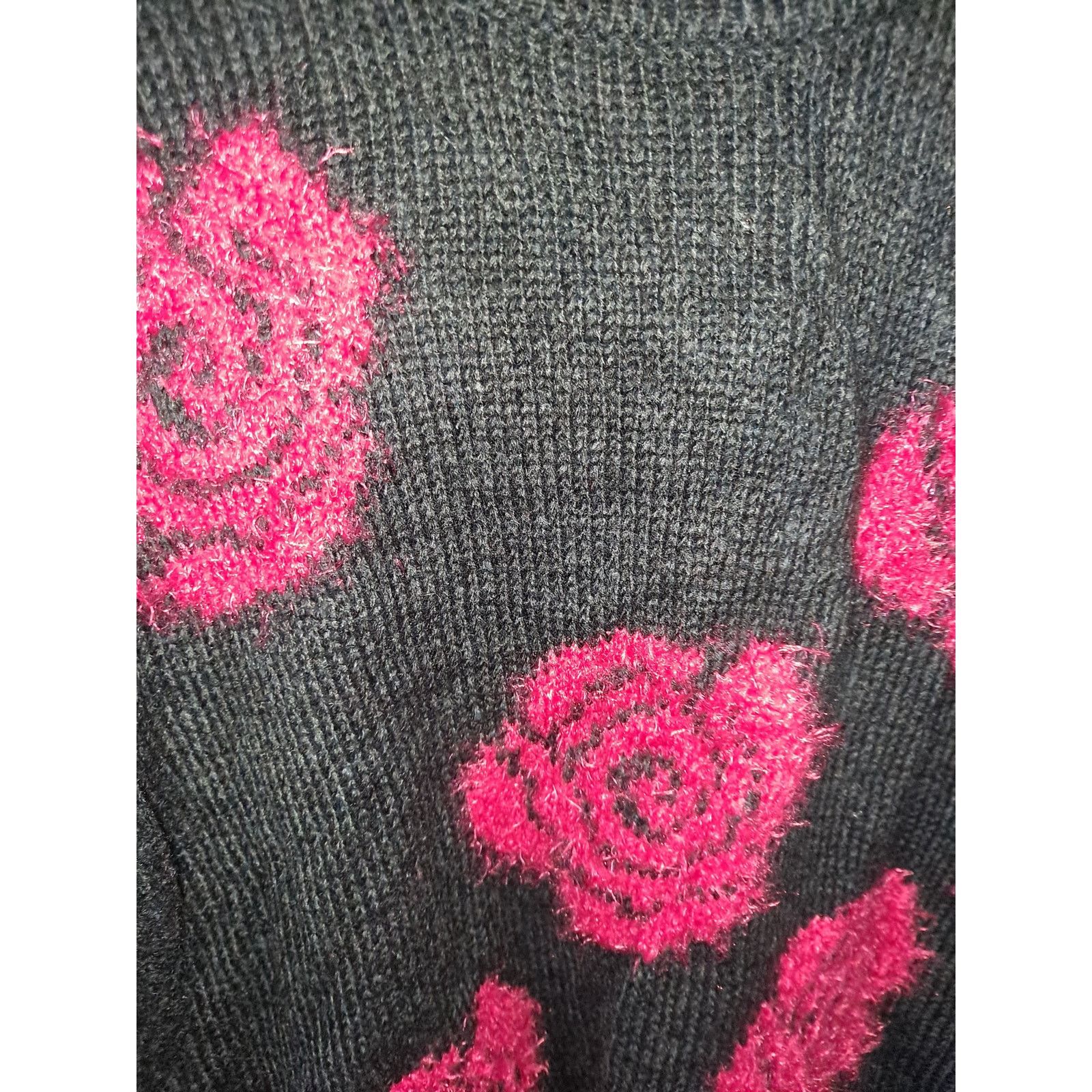 Other Cable & Gauge Black with Rose Sweater Size Small Size S / US 4 / IT 40 - 3 Thumbnail