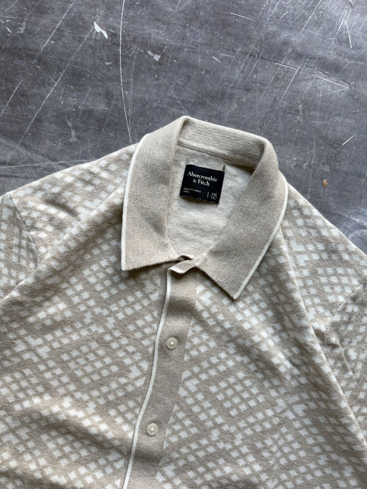 Abercrombie & Fitch Abercrombie and Fitch Knit Buttondown (XXL) Size US XXL / EU 58 / 5 - 4 Thumbnail