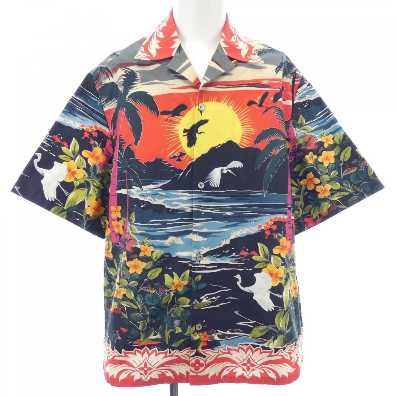 Louis Vuitton Louis Vuitton Louis Vuitton Print Cotton Short Sleeve Shirt Textile Tops HRS12WKIS DUTY FREE for USA Size ONE SIZE - 1 Thumbnail