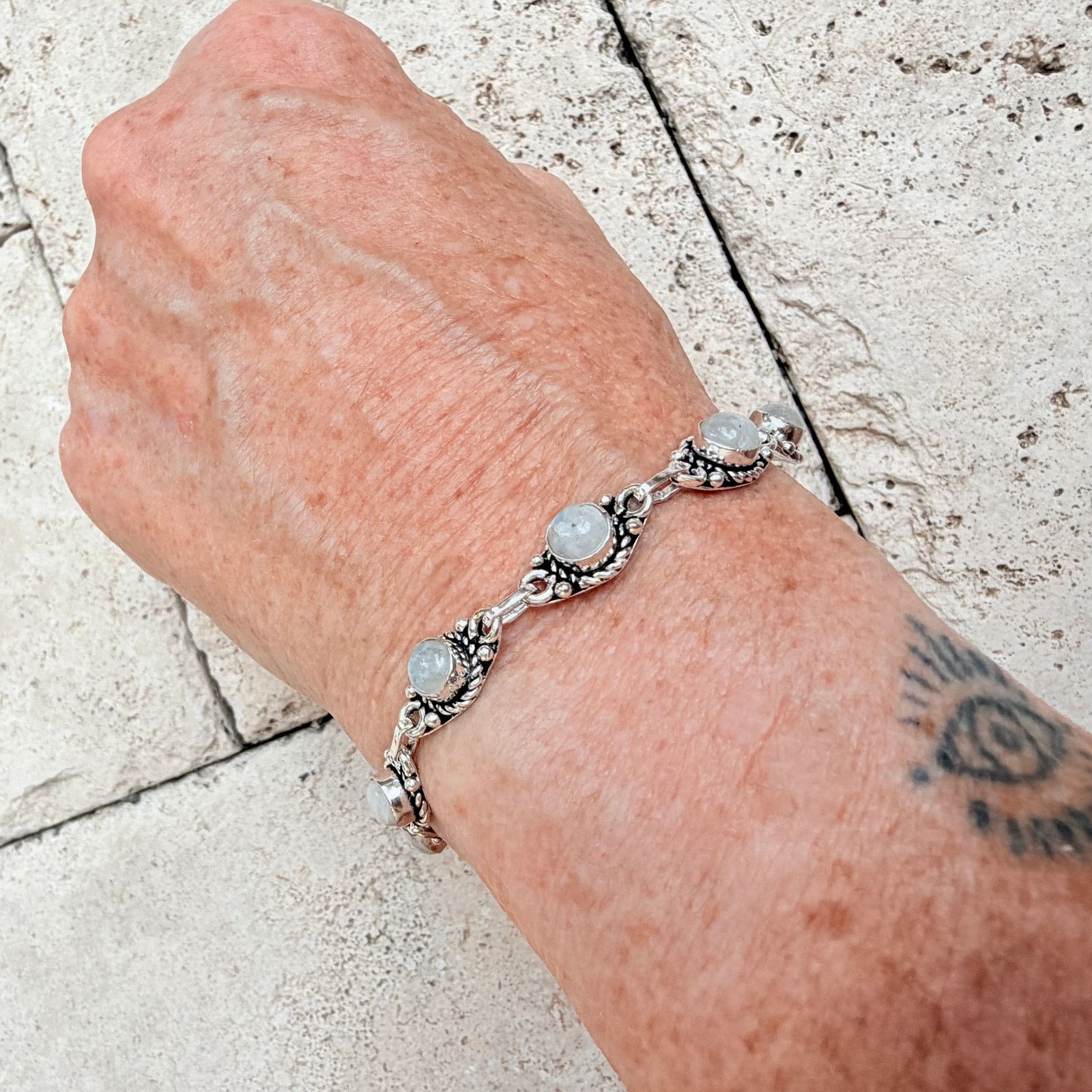 The Unbranded Brand Rainbow Moonstone Link Toggle Bracelet 925 Silver Overlay Size ONE SIZE - 2 Thumbnail