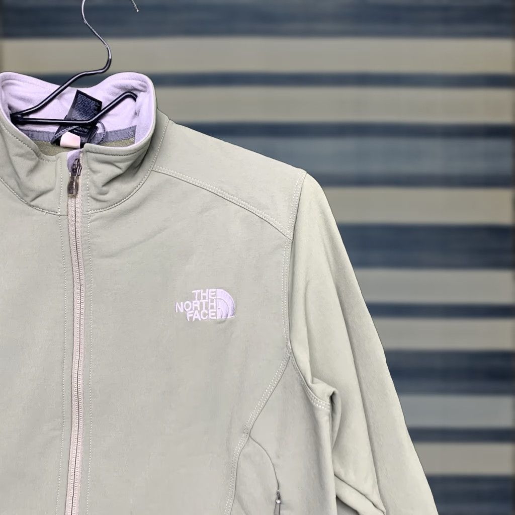 The North Face North Face Apex Pneumatic Jacket Womens Large Triumph Green Softshell Coat Hike Size L / US 10 / IT 46 - 1 Thumbnail