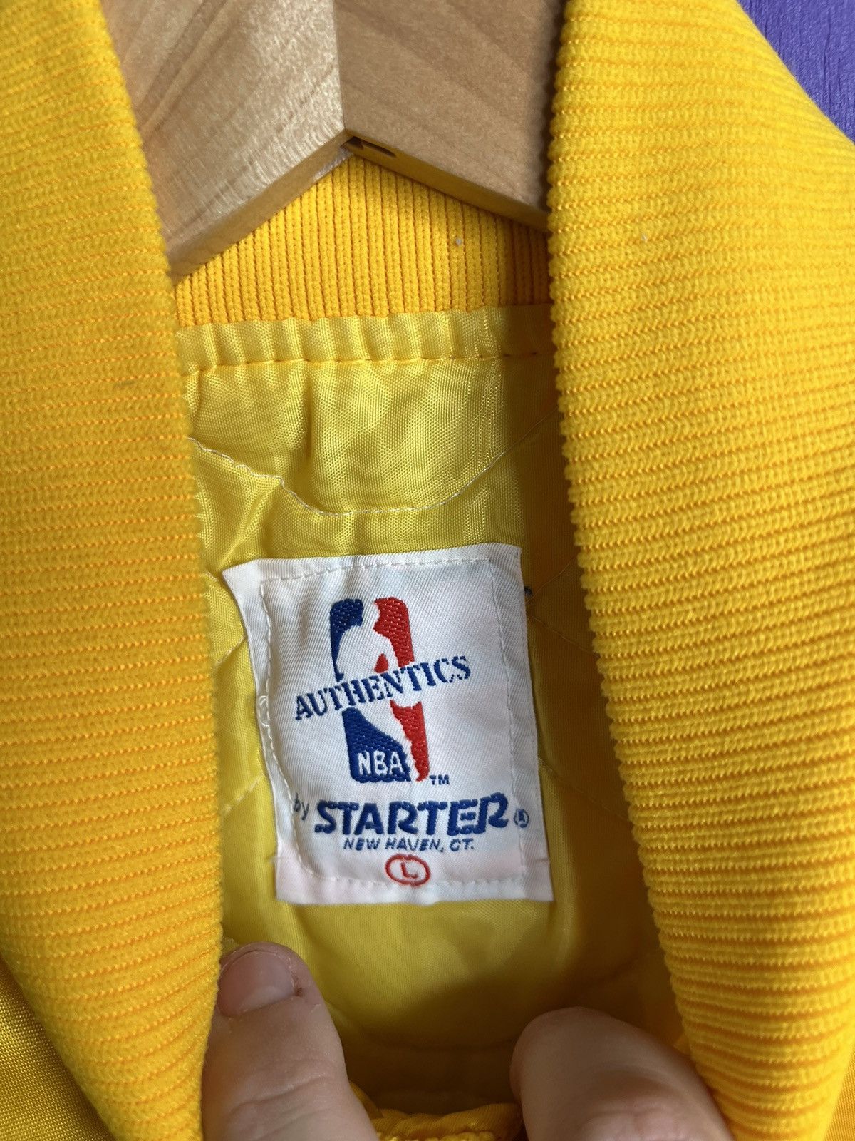 NBA × Starter × Vintage Vintage 80s Starter Darwin Los Angeles lakers satin jacket Size US L / EU 52-54 / 3 - 4 Thumbnail