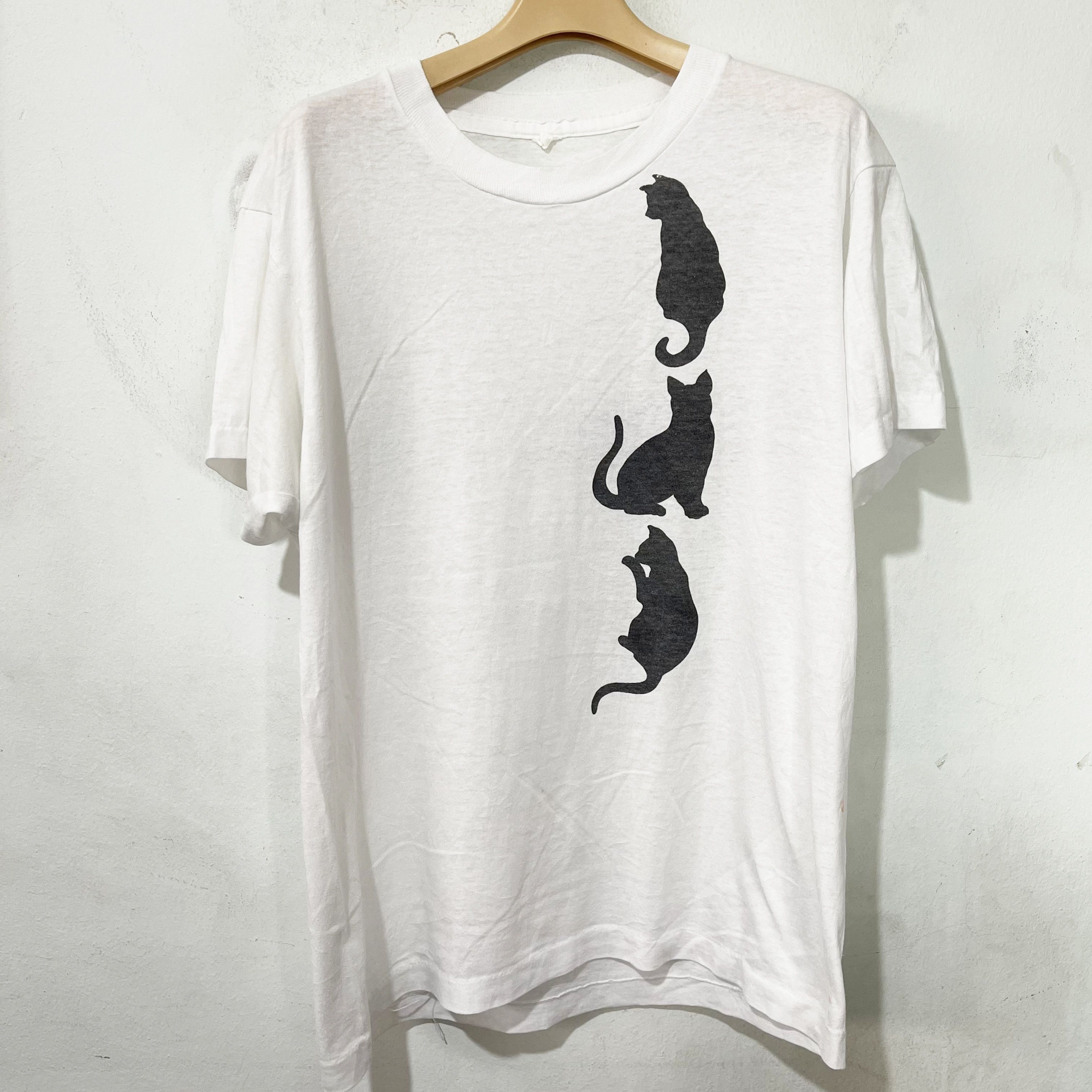 Vintage Vintage 1990s Cat Silhouette T-Shirt Size US M / EU 48-50 / 2 - 1 Thumbnail