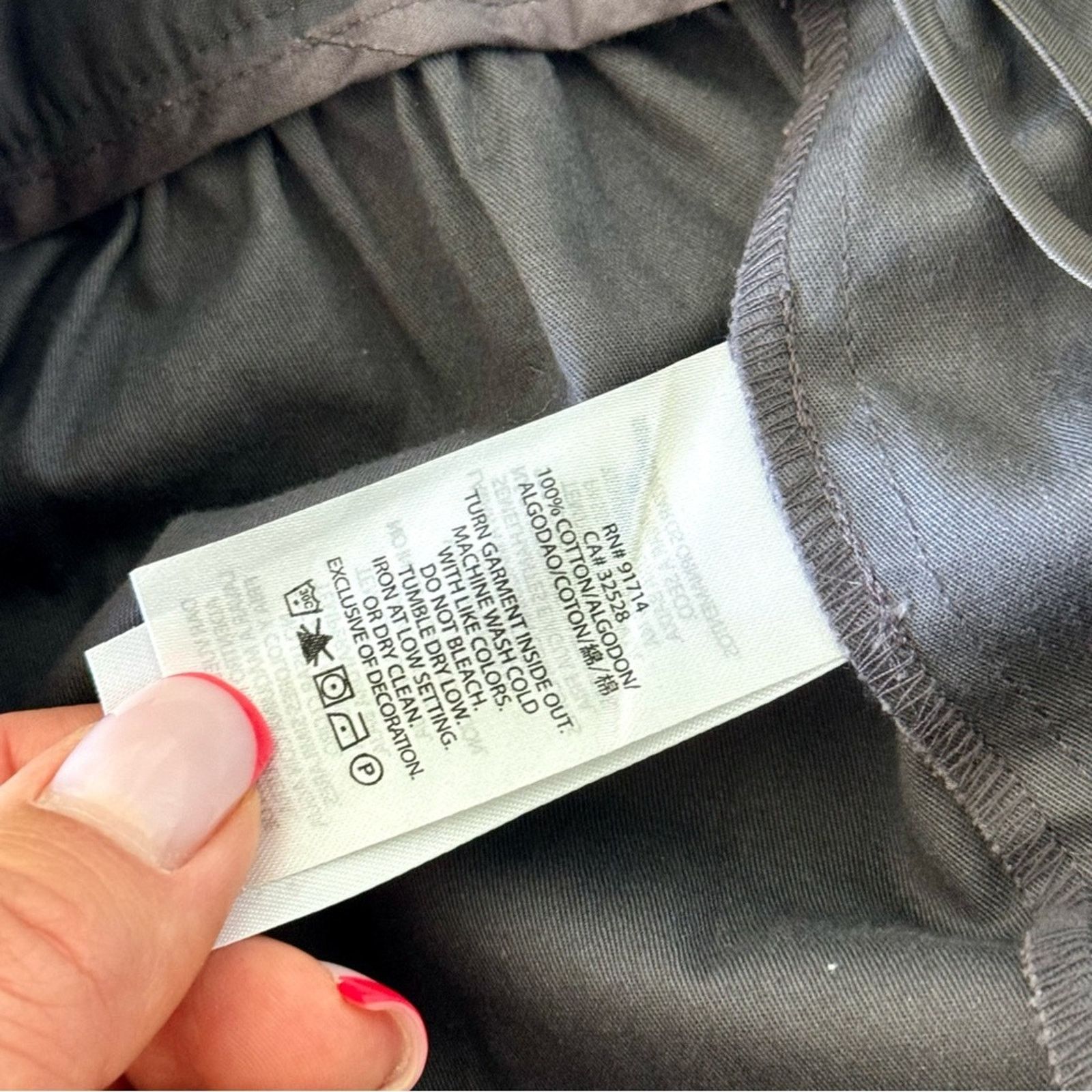 Armani Exchange ARMANI EXCHANGE Grey Mini Skirt, Size 0 Size 25" / US 0 / IT 36 - 8 Thumbnail