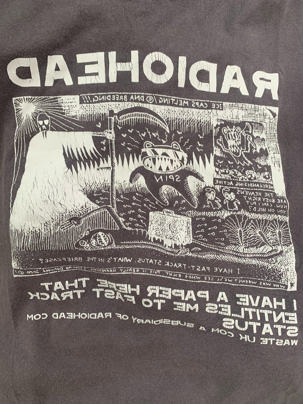 Band Tees Vintage Radiohead “Fast Track Status” T-Shirt – Rare Print Size US L / EU 52-54 / 3 - 2 Thumbnail