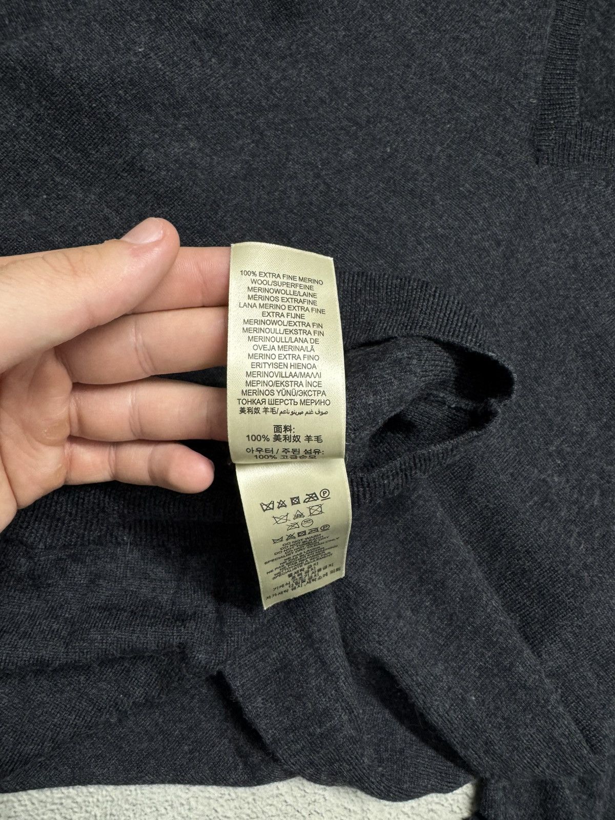 Burberry Vintage Burberry Brit Jumper Navy Cashmere Knitted Pullover Size US L / EU 52-54 / 3 - 10 Thumbnail