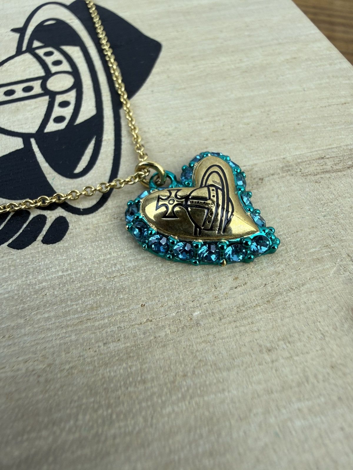 Vivienne Westwood Vivienne Westwood Zita Heart Pendant Necklace In Gold Size ONE SIZE - 3 Thumbnail
