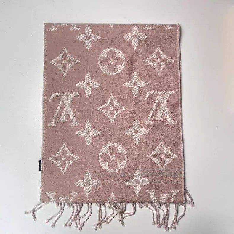 Louis Vuitton Louis Vuitton Pink cashmere fringe scarf Size ONE SIZE - 2 Thumbnail