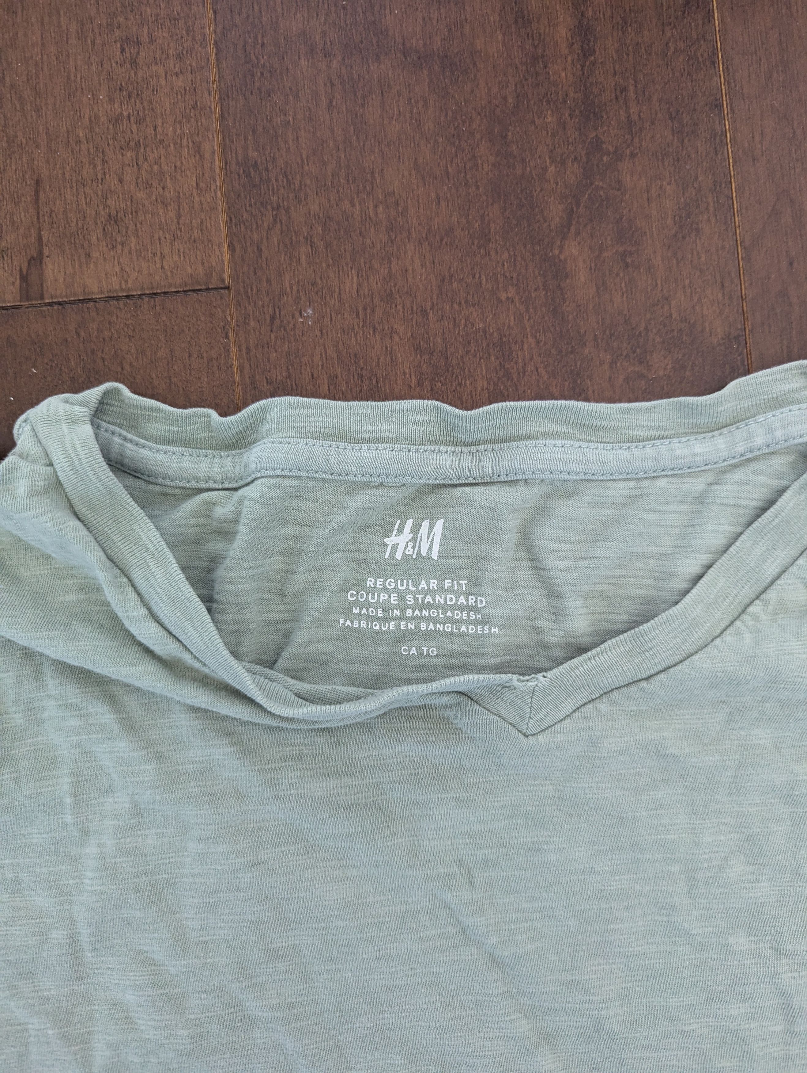 H&M H & H Tshirt Regular fit Size M / US 6-8 / IT 42-44 - 4 Thumbnail