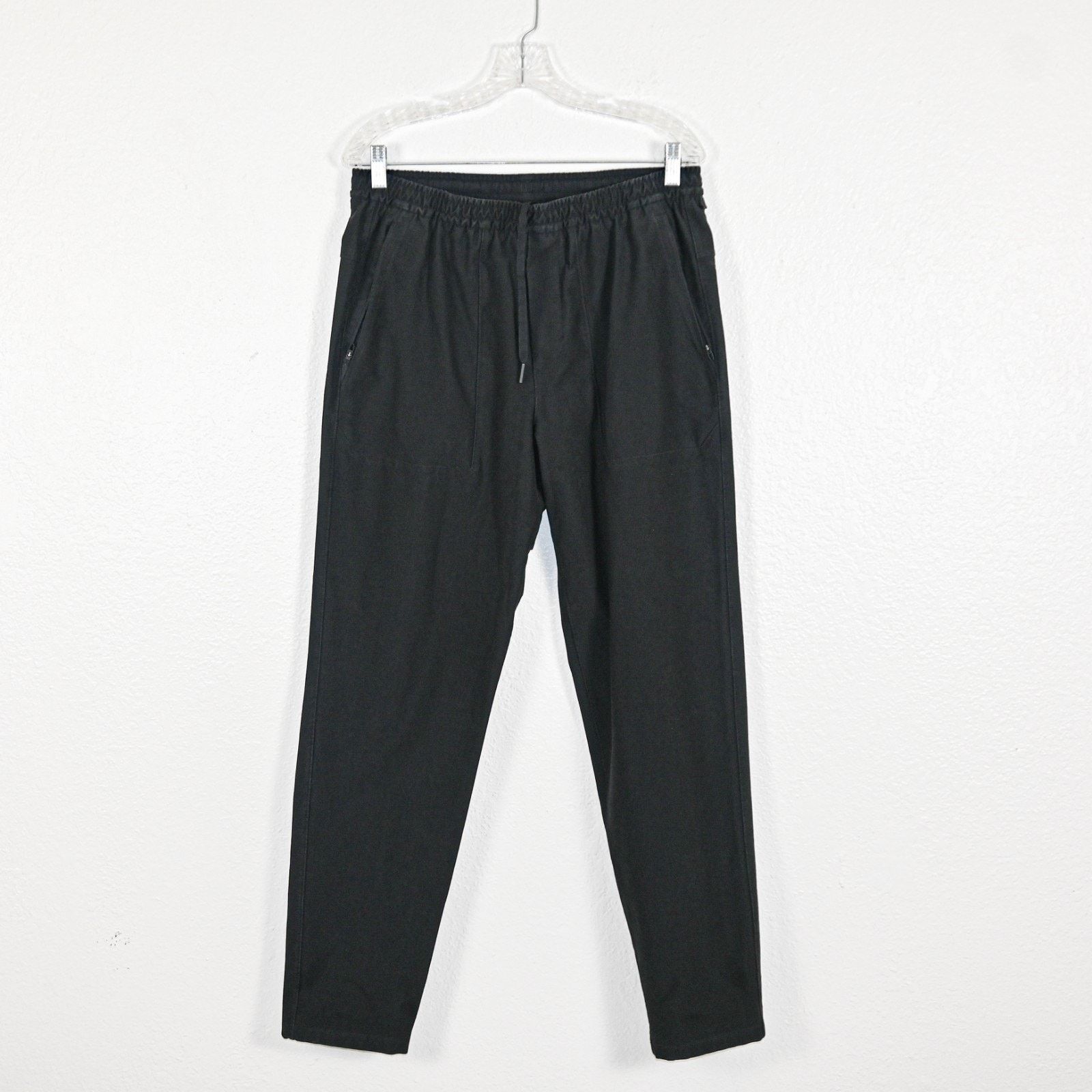 Lululemon Lululemon Men's ABC Utilitech Pull on Pant Jogger in Black Size US 30 / EU 46 - 1 Thumbnail