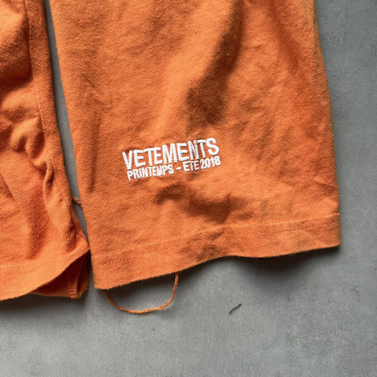Vetements Vetements SS18 Matterhorn Longsleeve T-Shirt Hoodie Size US L / EU 52-54 / 3 - 2 Thumbnail