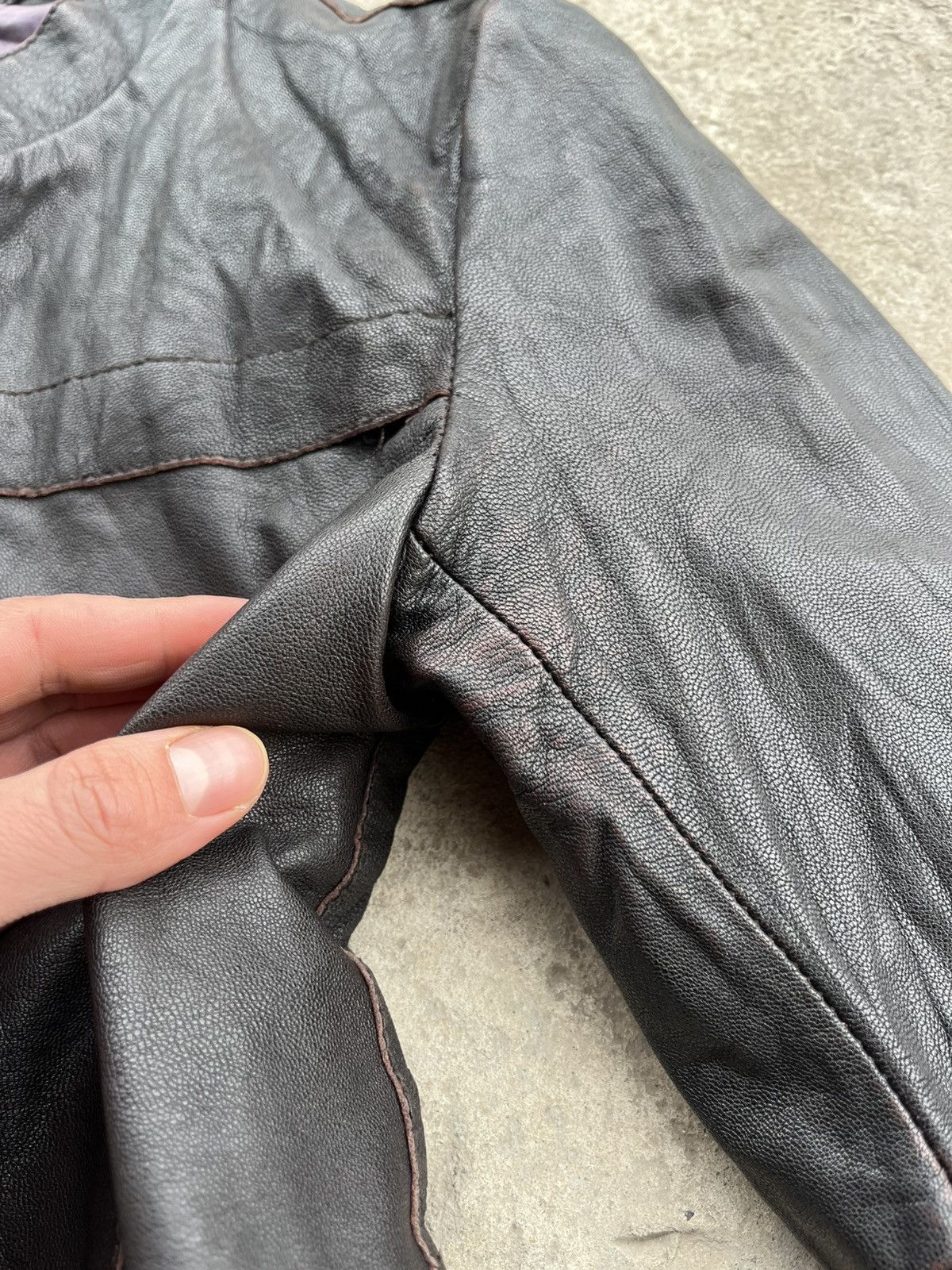Allsaints × Japanese Brand Vintage Allsaints Avant Garde Japanese Faded Leather Jacket Size XS / US 0-2 / IT 36-38 - 16 Thumbnail