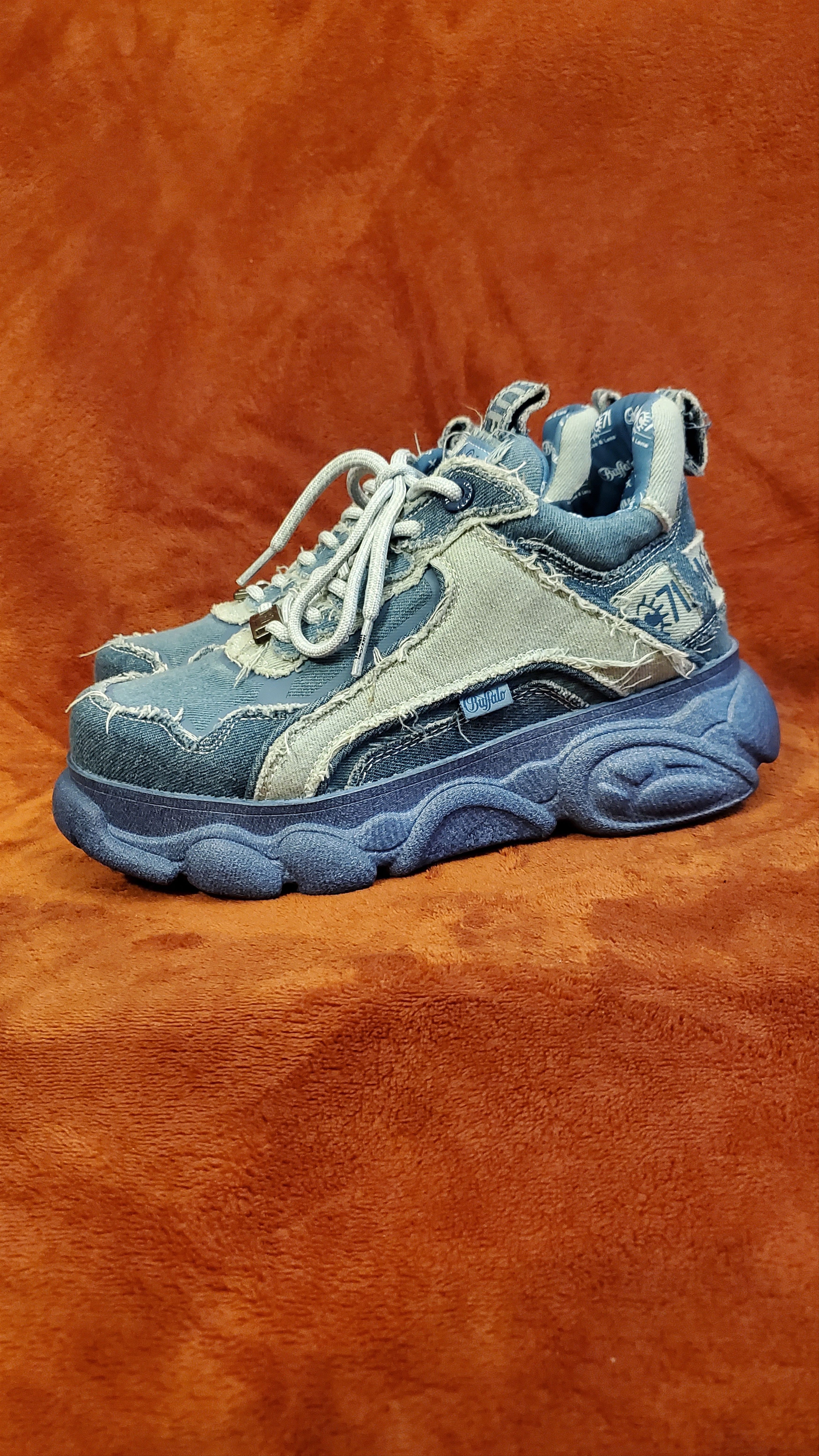 Buffalo London BUFFALO LONDON x J1MO71 chunky platform denim sneakers Size US 7.5 / IT 37.5 - 5 Thumbnail