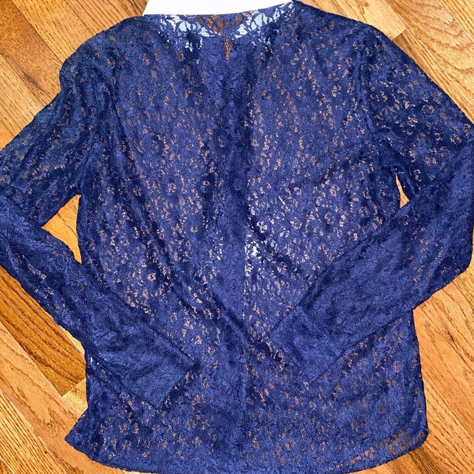 Equipment Equipment Femme $169 Navy Lace Contrast Collar Blouse S Size S / US 4 / IT 40 - 8 Thumbnail