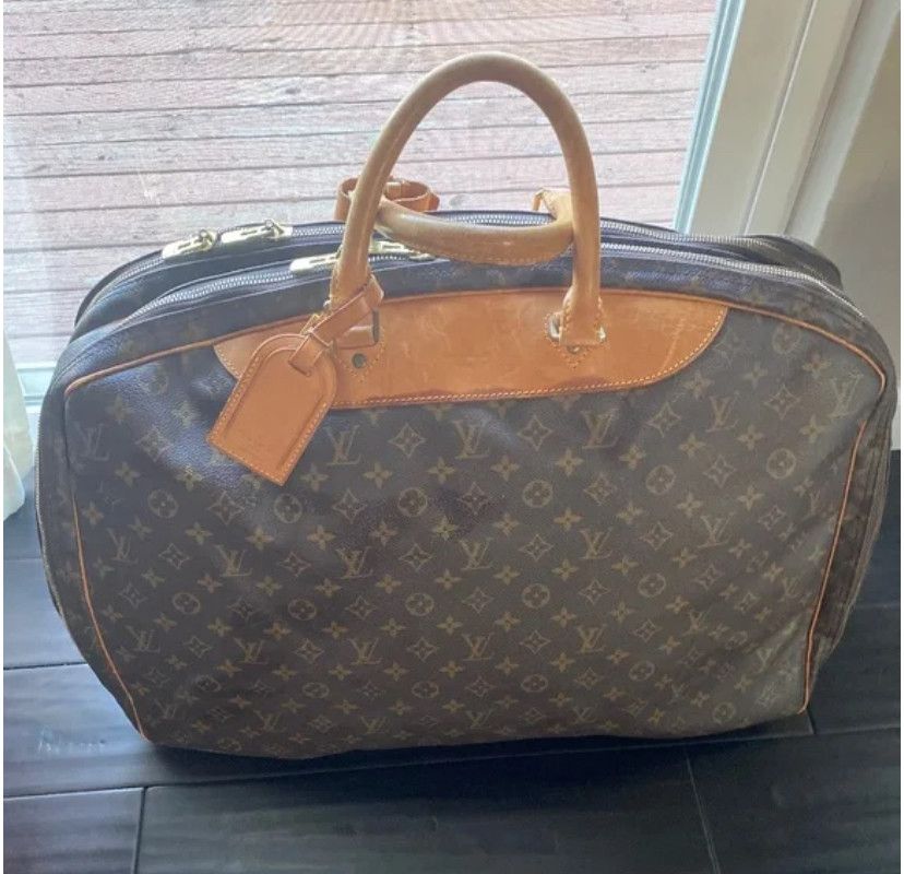 Louis Vuitton Alize 2 Pouch Monogram canvas Size ONE SIZE - 1 Thumbnail