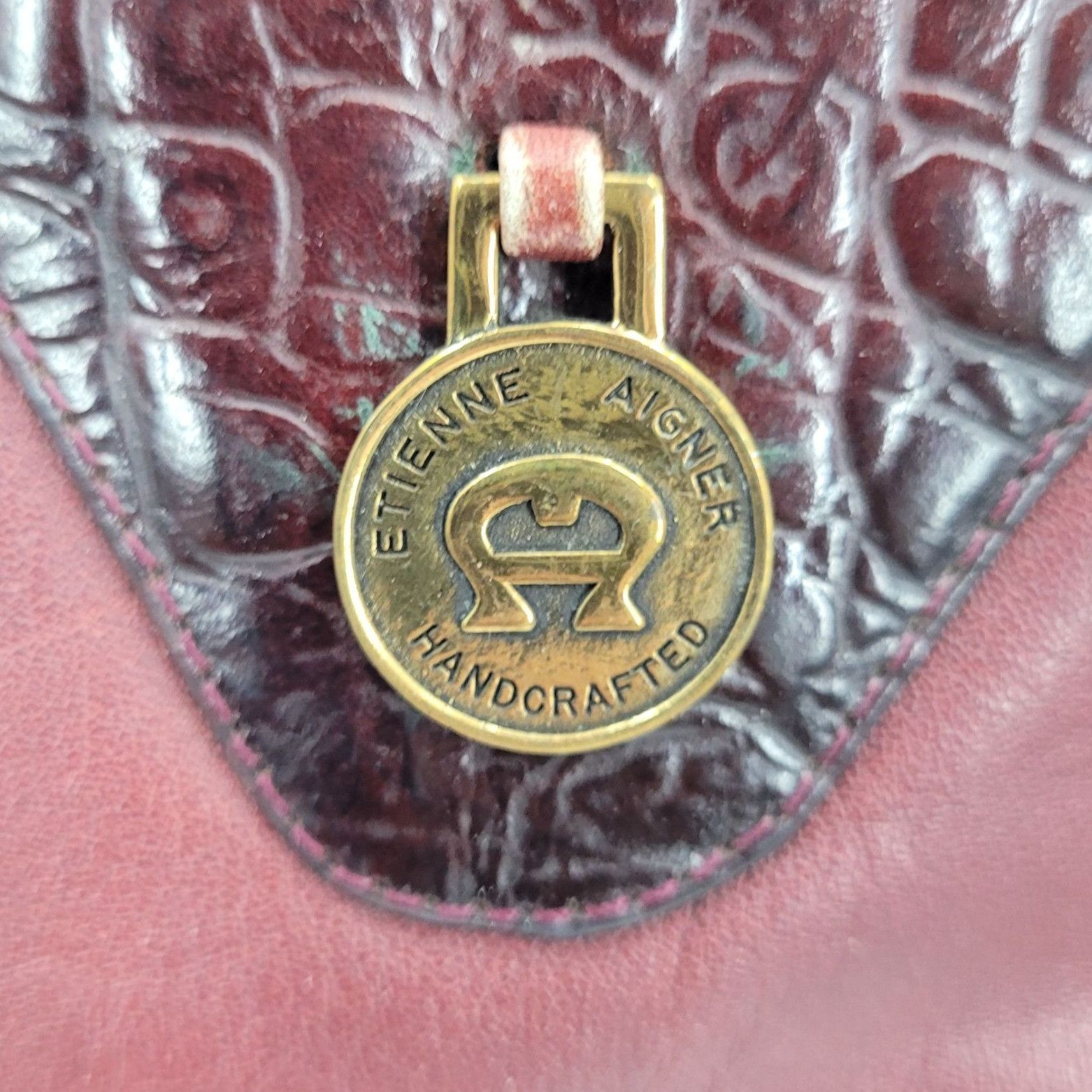 Etienne Aigner Vtg Oxblood Burgundy Wine Leather Embossed Croc Convertible Size ONE SIZE - 3 Thumbnail