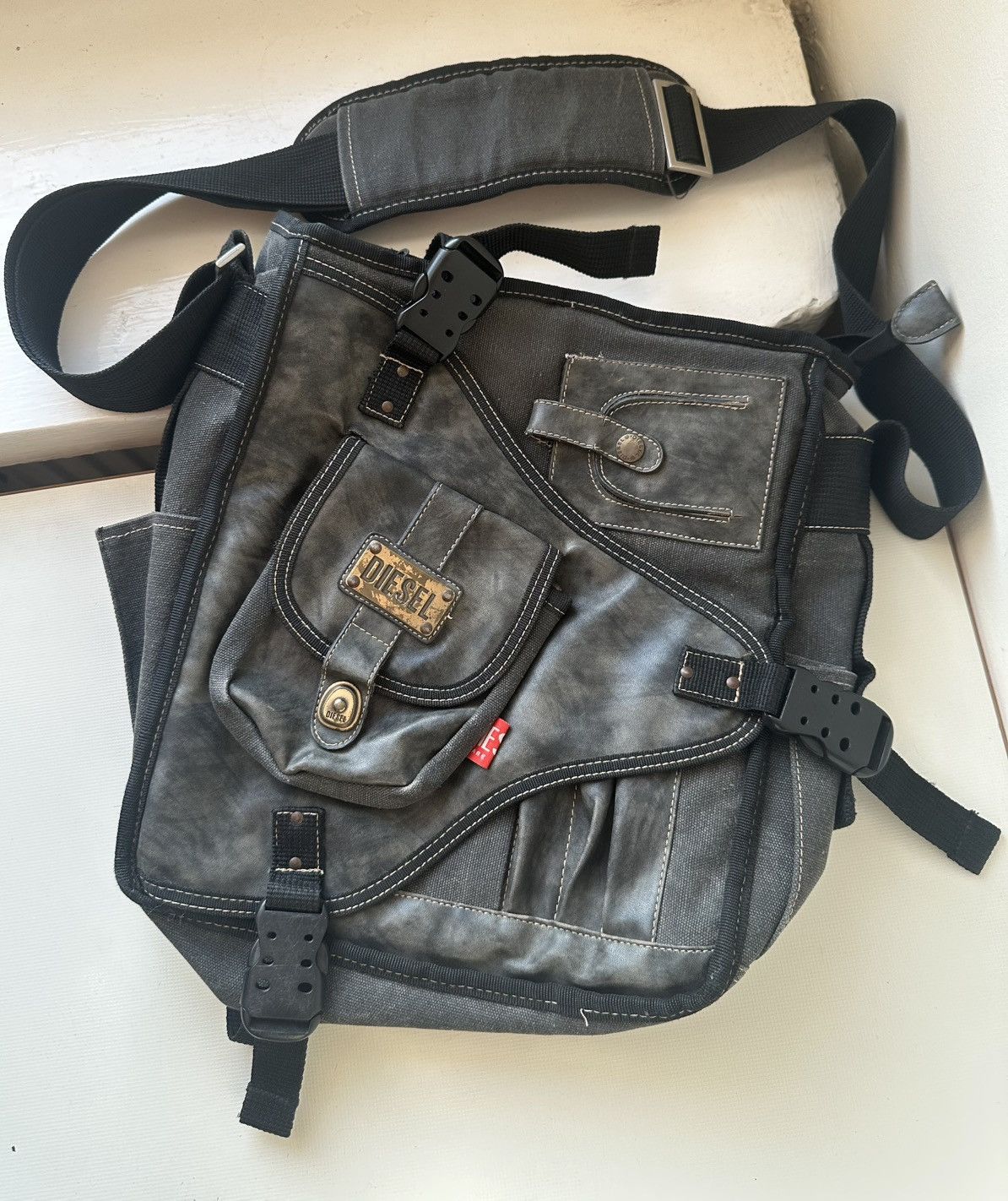 Diesel Diesel Spare Parts 90s leather crossbody bag avantgarde Size ONE SIZE - 1 Thumbnail