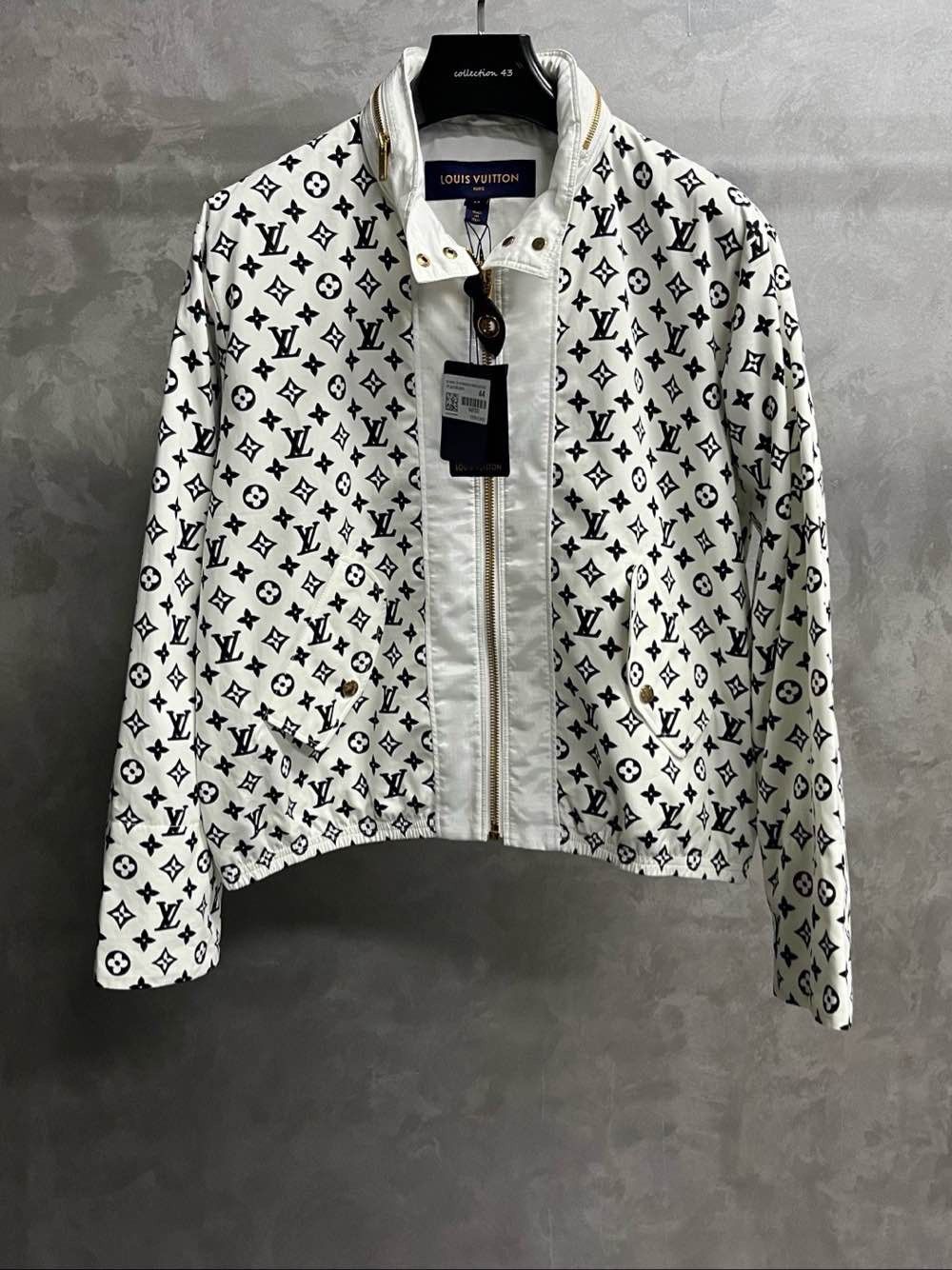 Louis Vuitton Louis Vuitton Monogram Jacket Size 44 Size M / US 6-8 / IT 42-44 - 1 Thumbnail