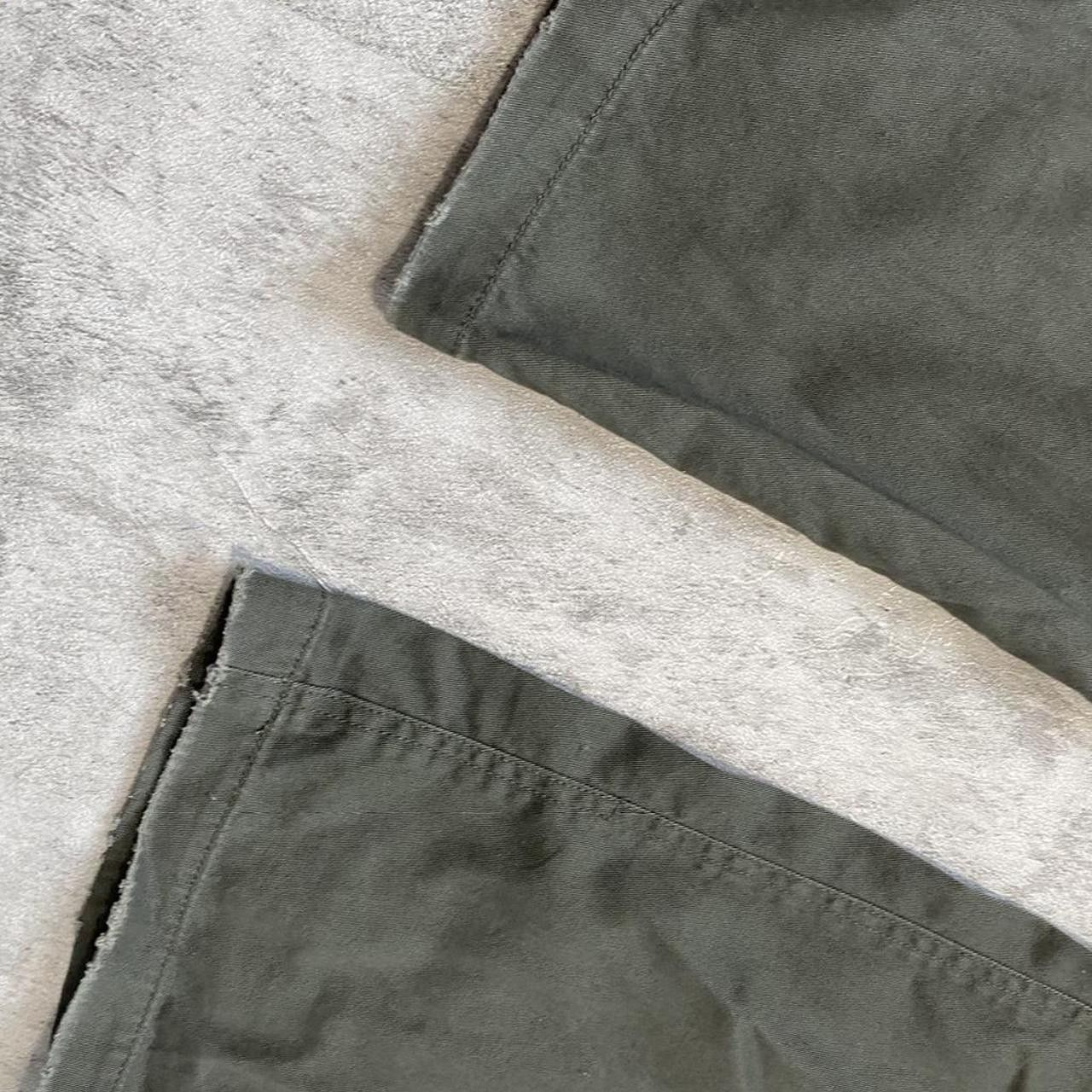 Other Khaki green cargo pants with a relaxed fit Size US M / EU 48-50 / 2 - 6 Thumbnail