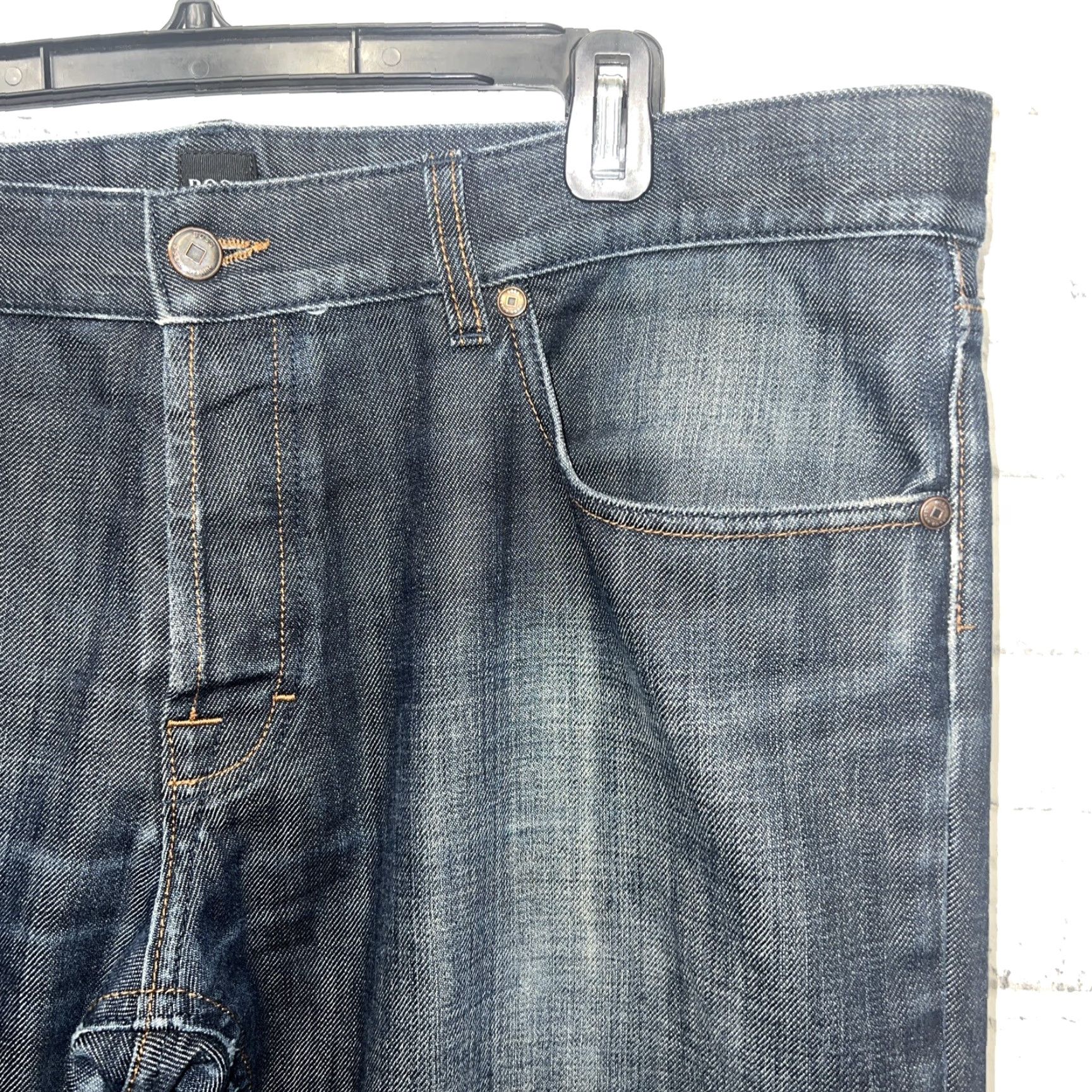 Hugo Boss HUGO BOSS Jeans Mens 38x30 Blue Jeans Straight 90s? No, 38x30? (But keep only original words) Size US 38 / EU 54 - 2 Thumbnail