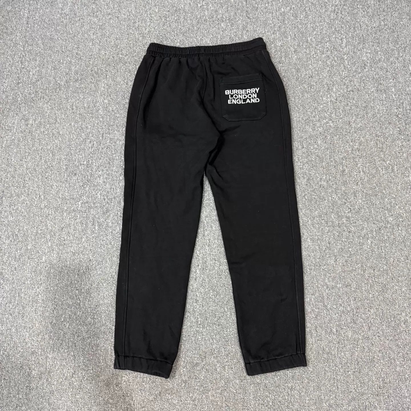 Burberry Burberry Black Back Slogan Logo Casual Pants M 95 New Size US 32 / EU 48 - 2 Thumbnail