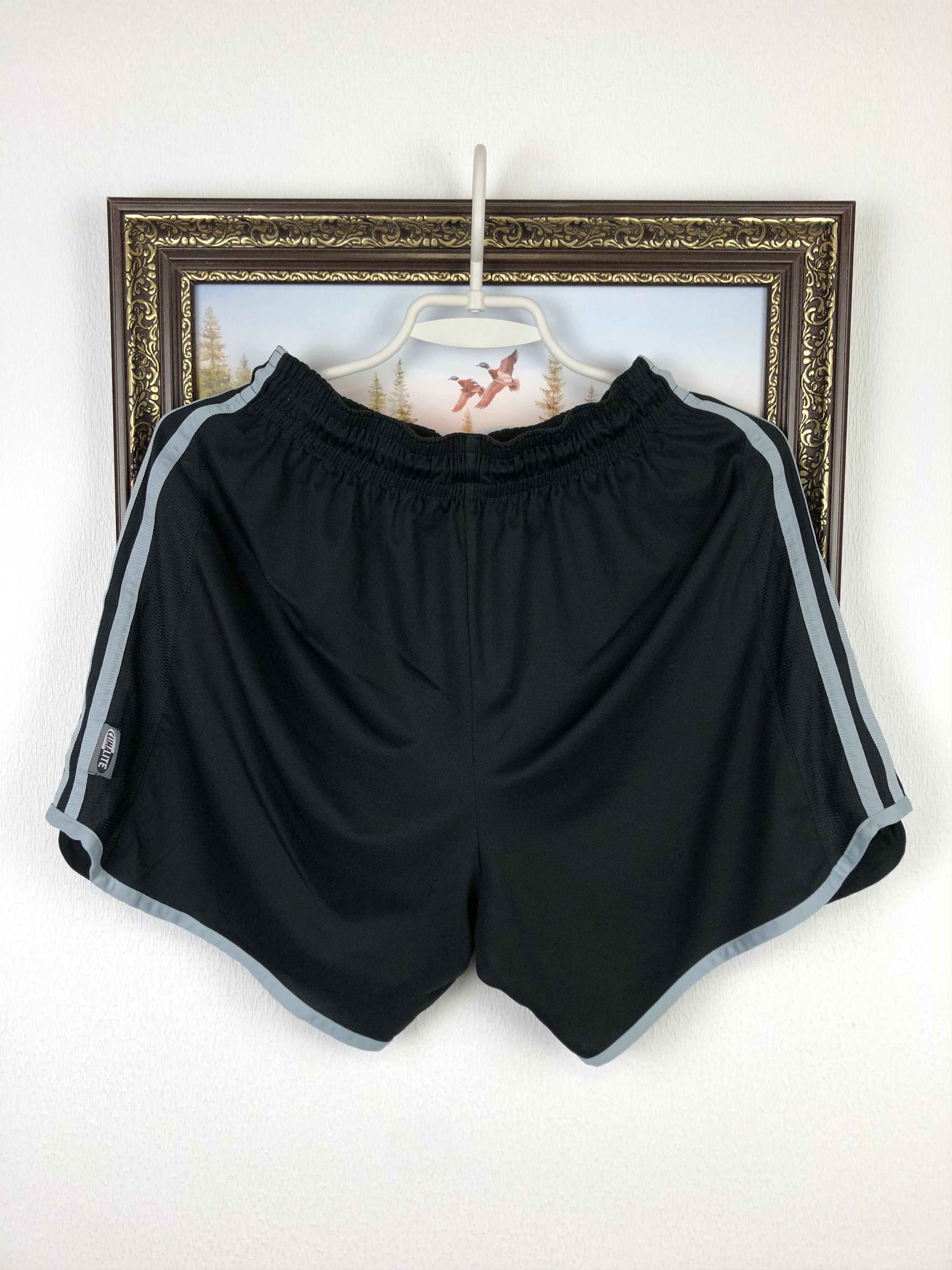 Adidas Vintage Adidas Newcastle United Football Shorts Soccer M Size US 32 / EU 48 - 13 Thumbnail