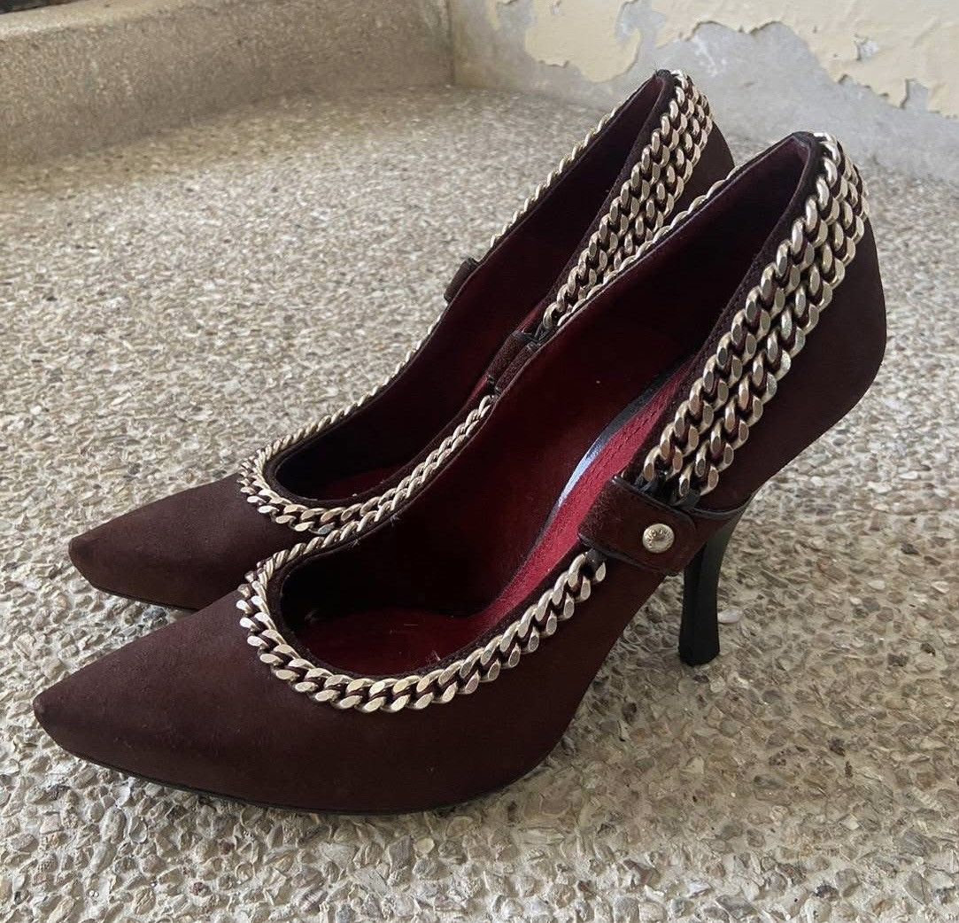 Louis Vuitton Louis Vuitton Suede Chain Embellished Pointed Toe Pumps Size US 7 / IT 37 - 1 Thumbnail