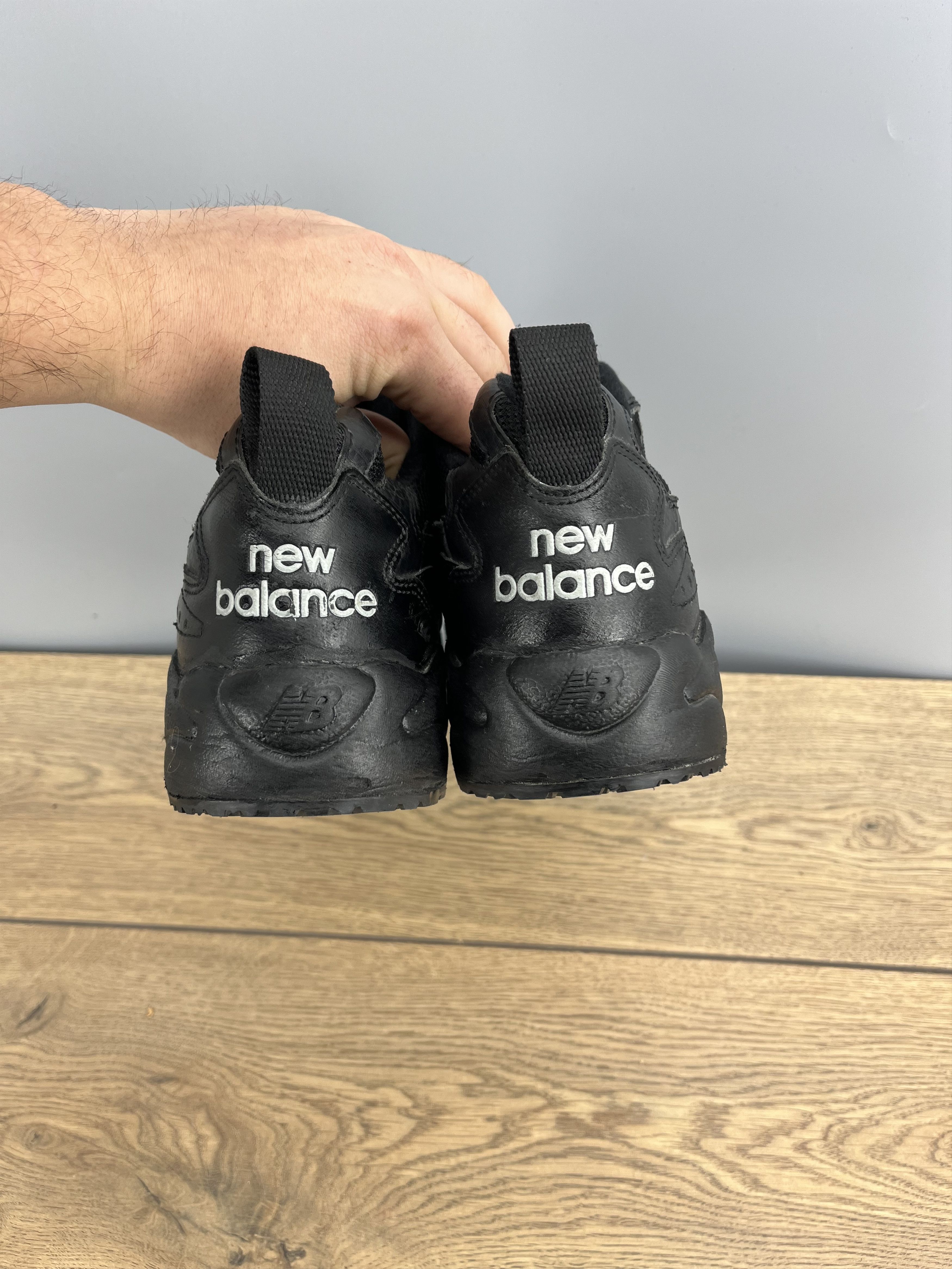 New Balance Vintage New Balance 600 Black Leather Sneakers Men Size US 10.5 / EU 43-44 - 10 Thumbnail