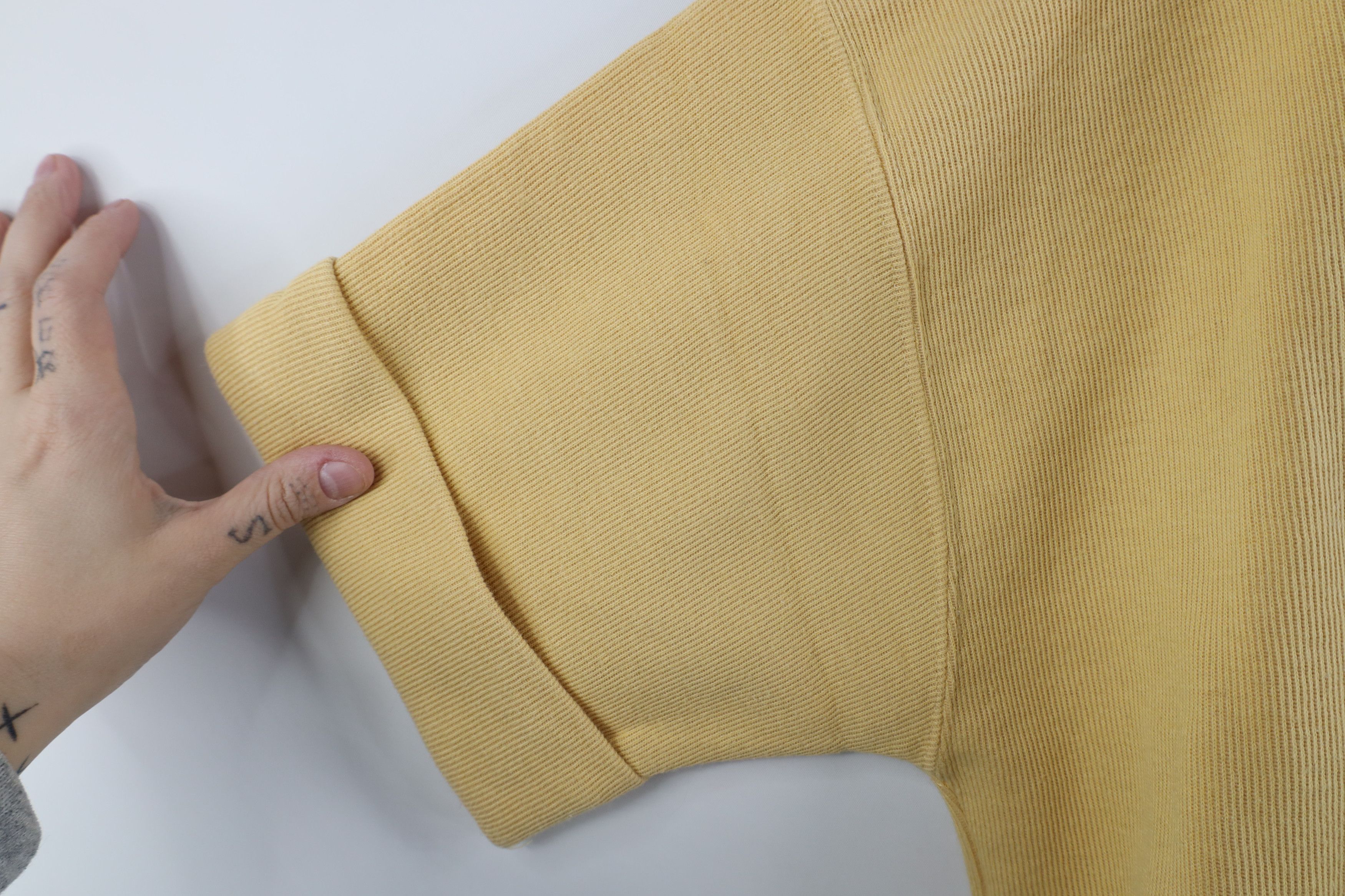 Express × Vintage Vintage 90s Express Ribbed Knit V-Neck T-Shirt Yellow Size L / US 10 / IT 46 - 5 Thumbnail