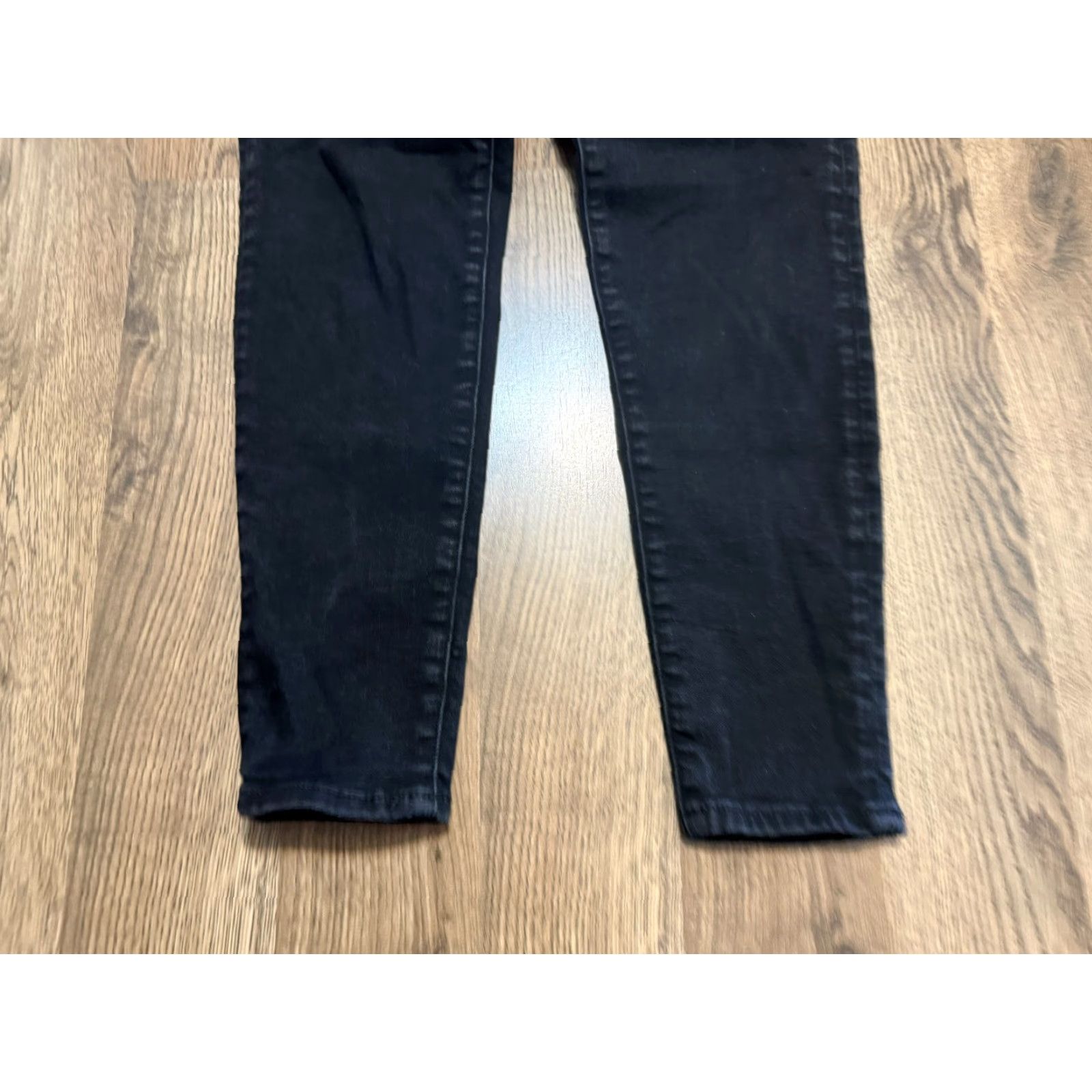 American Eagle Outfitters VINTAGE? (No) American Eagle Outfitters Jeans Women's Size 6 Black Skinny High Rise Dark Wash Jeans Size 28" / US 6 / IT 42 - 3 Thumbnail