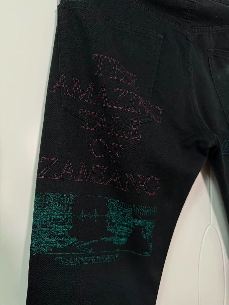 Undercover undercover size 2 06 SS T Zamazing/Wahnfrieden embroidered Size US 28 / EU 44 - 2 Thumbnail