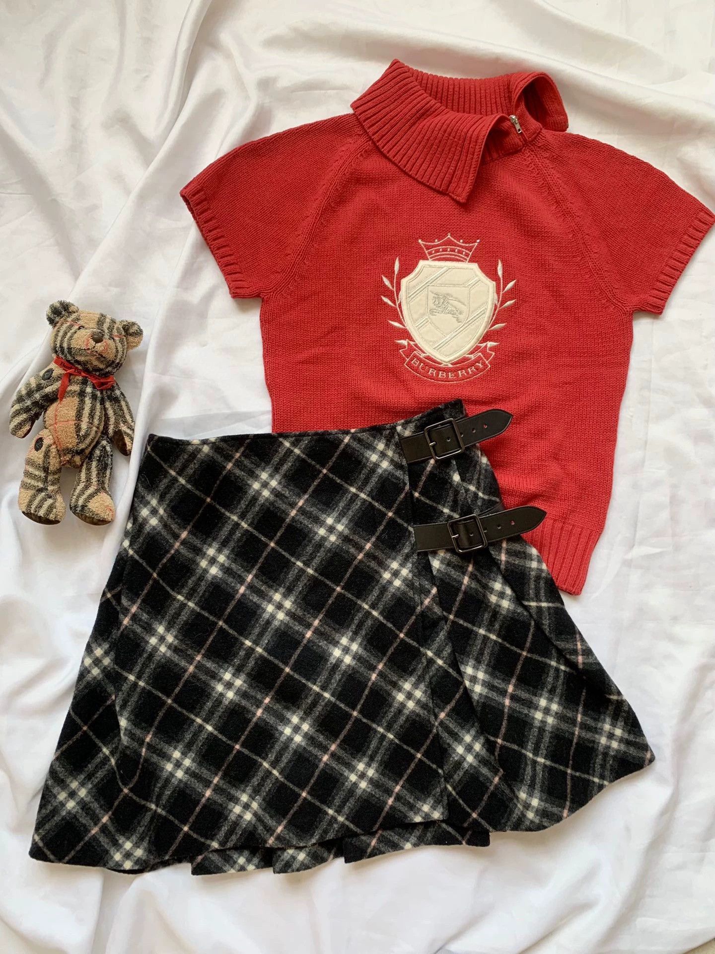 Burberry Burberry Plaid Pleated Skirt - dmc Size US 28 / EU 44 - 1 Thumbnail