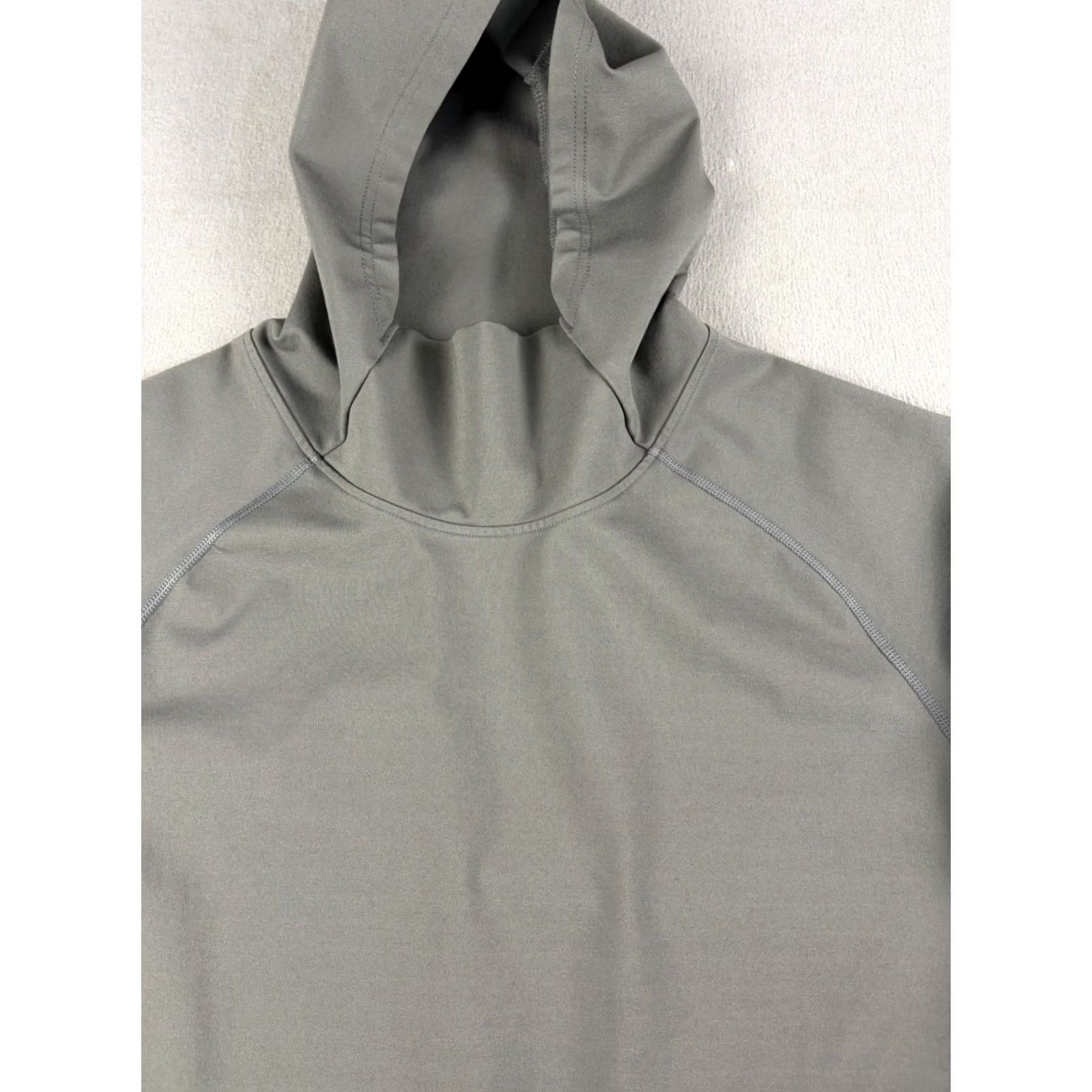 Vintage BYLT Elite Drop Cut Hoodie Men L Gray Long Sleeve Pullover Performance Gym & Training Hiking Running Sports Size US L / EU 52-54 / 3 - 2 Thumbnail