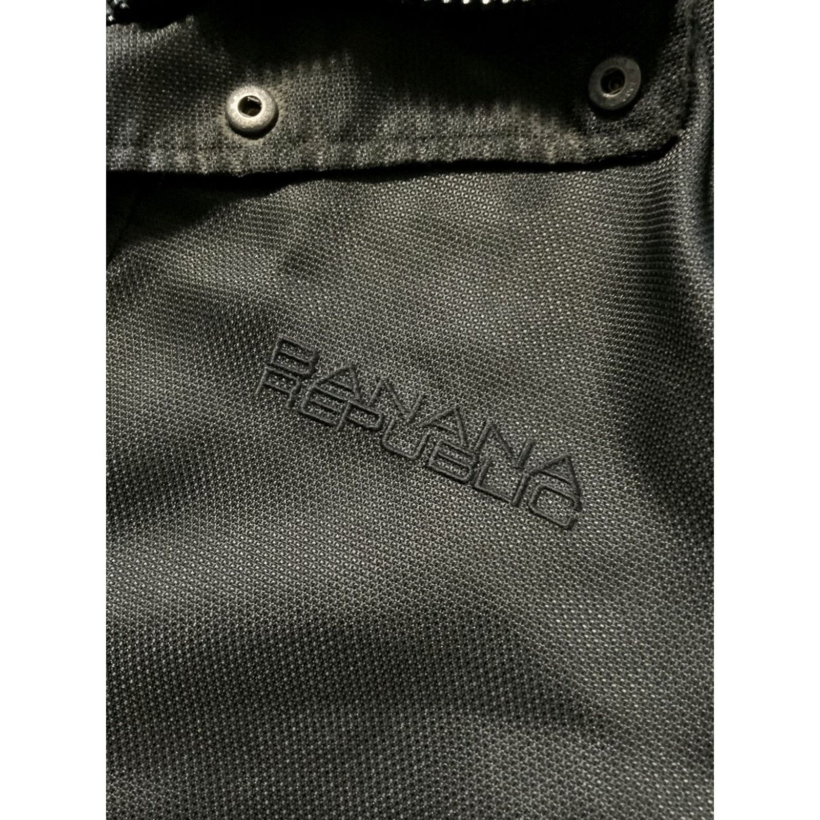 Banana Republic VINTAGE Banana Republic Tech Jacket Black Sz.M Men's Zip Button Soft Shell Coolmax Size US M / EU 48-50 / 2 - 5 Thumbnail
