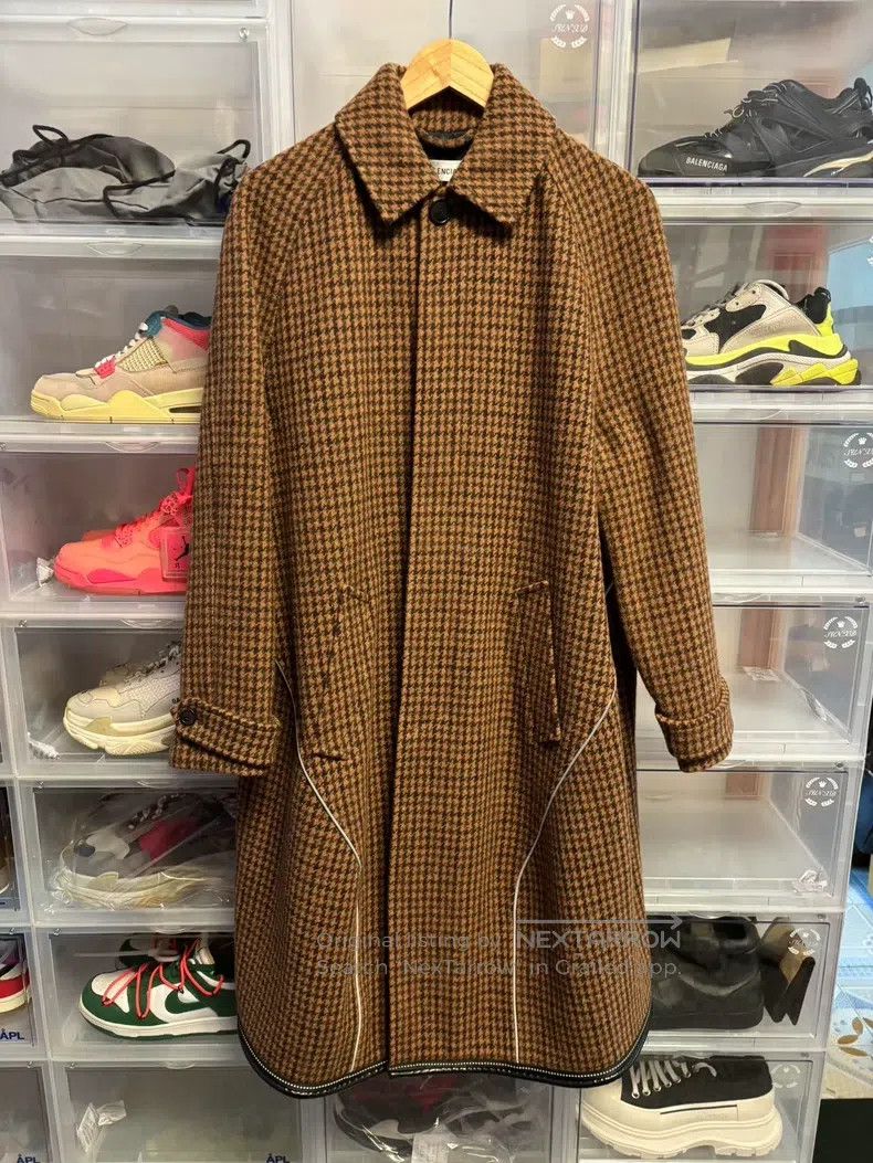 Balenciaga Balenciaga Heavy-Duty Houndstooth Wool Coat Size XS / US 0-2 / IT 36-38 - 1 Thumbnail