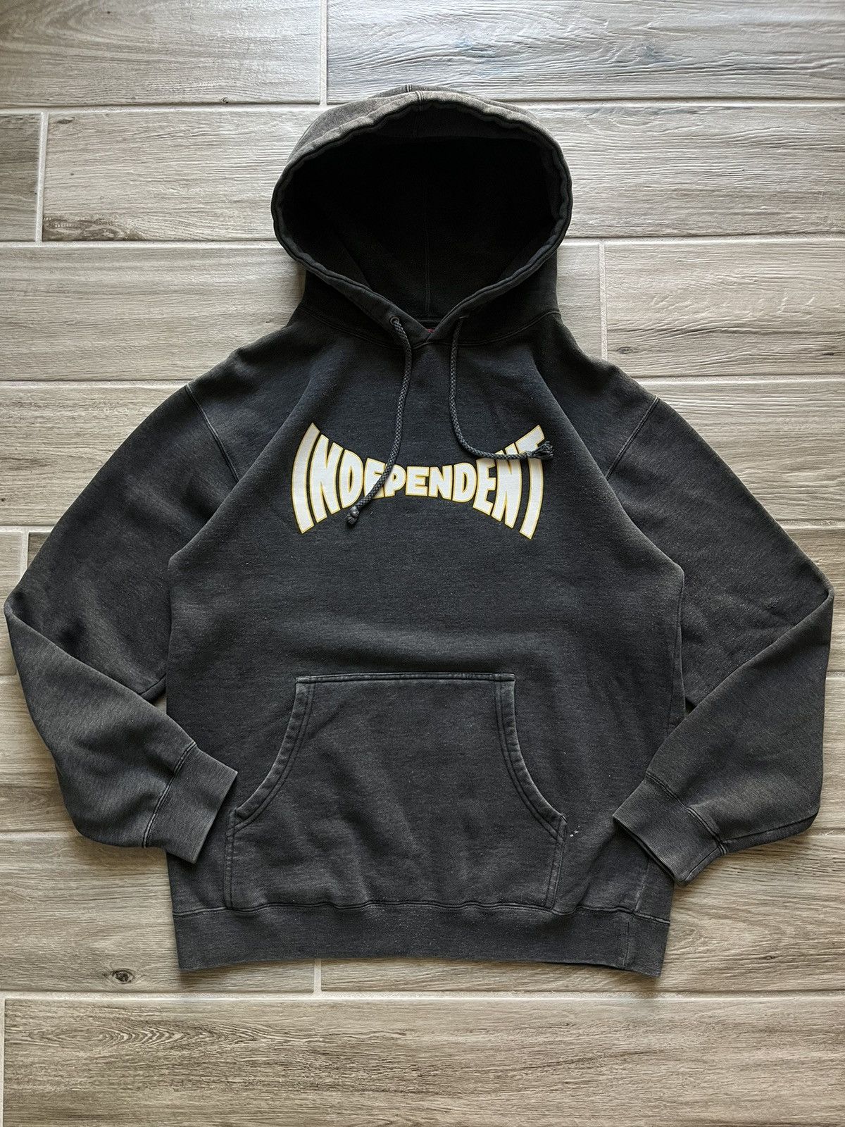 00s INDEPENDENT TRUCK CO XL グッドフェードフーディー 00s INDEPENDENT TRUCK CO XL グッドフェードフーディー
