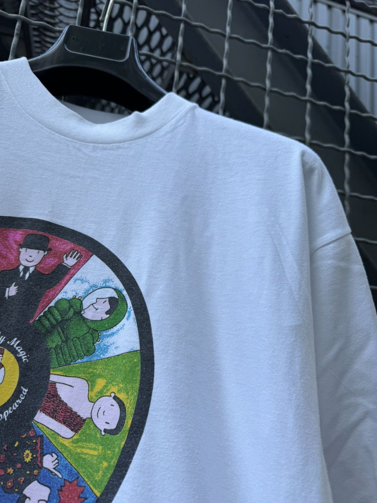 Vintage Vintage Mr. Benn T-shirt 1994 David McKee King Rollo Tee Size US XL / EU 56 / 4 - 12 Thumbnail