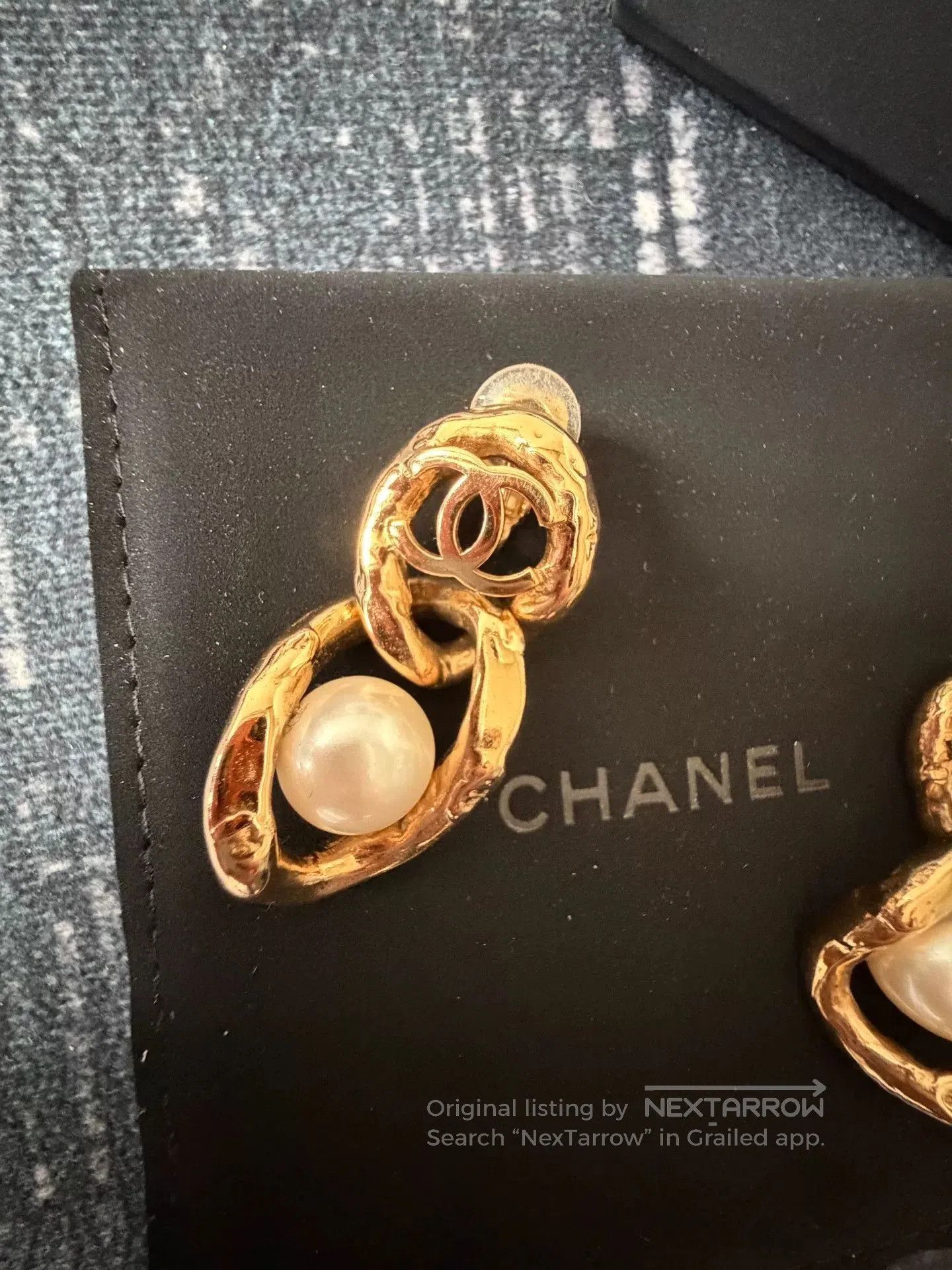 Chanel vintage gold Chanel double C logo earrings. Size ONE SIZE - 3 Thumbnail