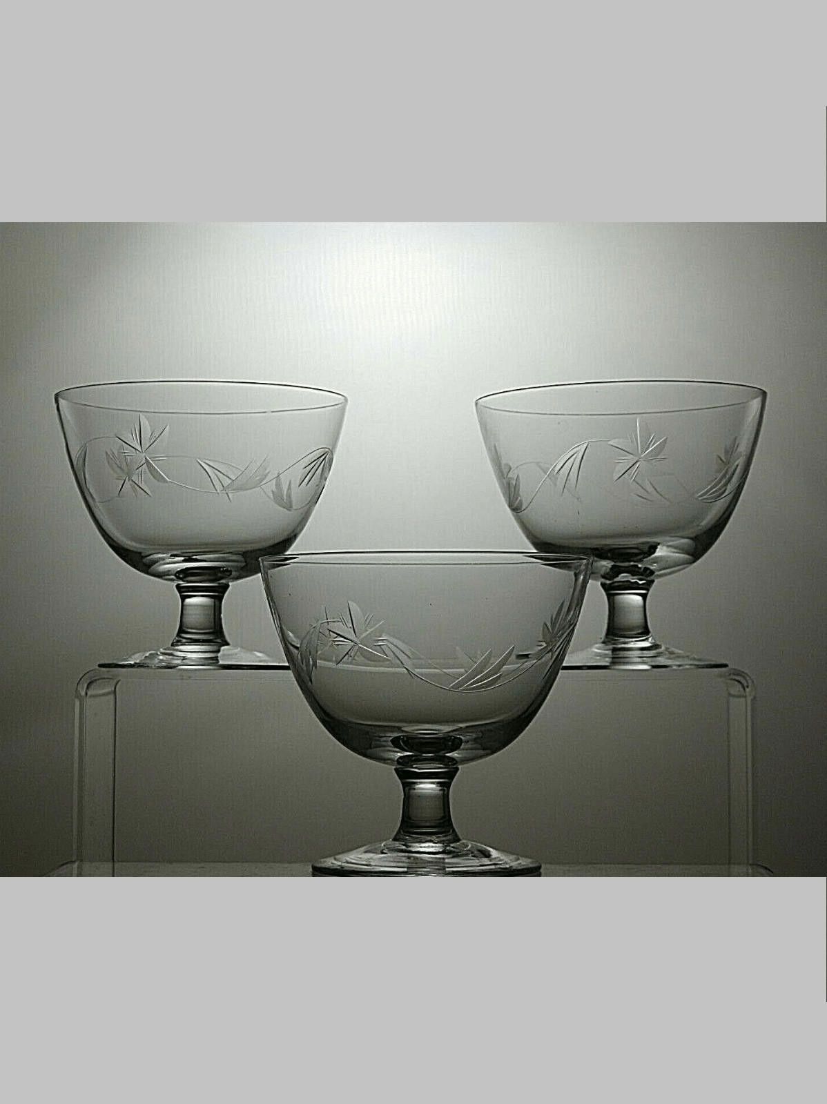 The Unbranded Brand Lead Crystal Cut Glass Set Of 3 Footed Dessert bowls 3 1/3" Size ONE SIZE - 1 Thumbnail