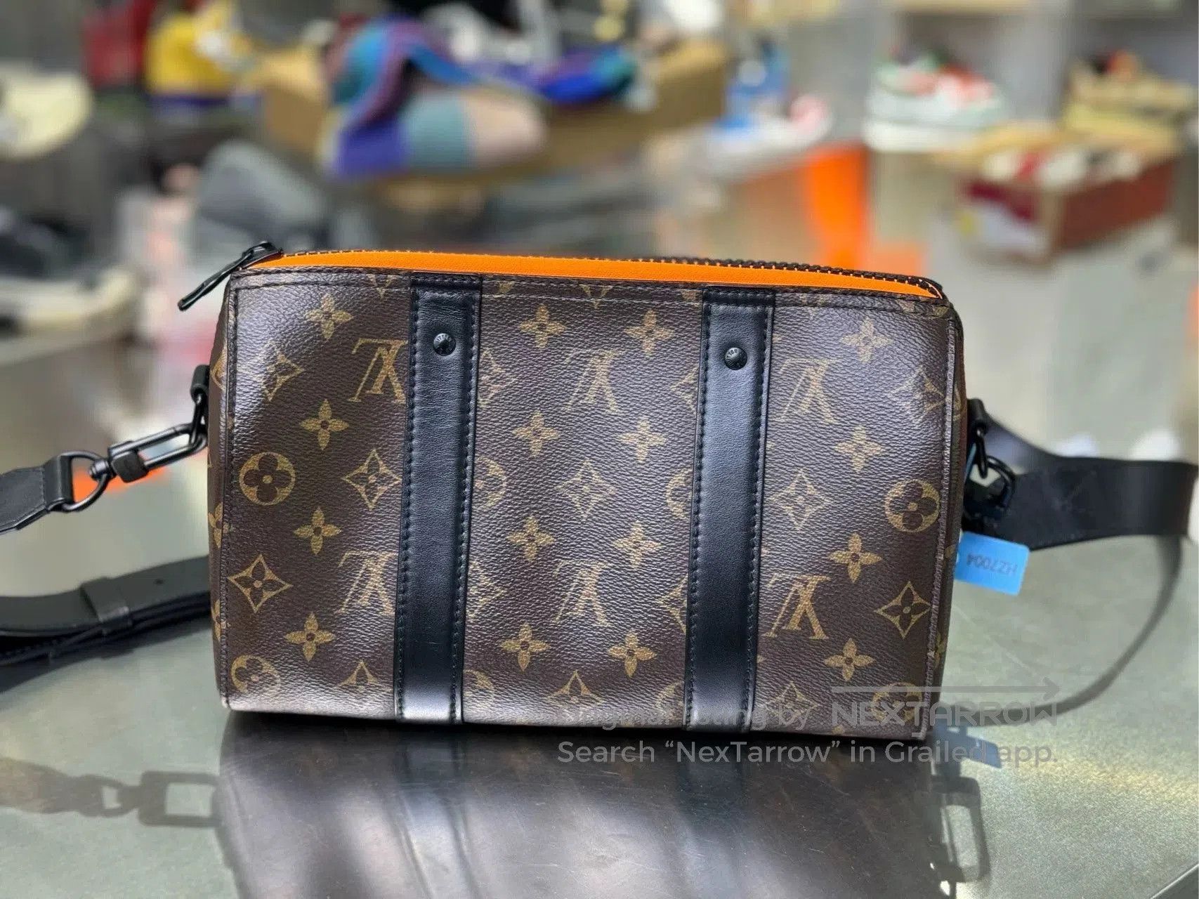 Louis Vuitton Louis Vuitton Keepall Zebra Crossbody Bag. Size ONE SIZE - 2 Thumbnail