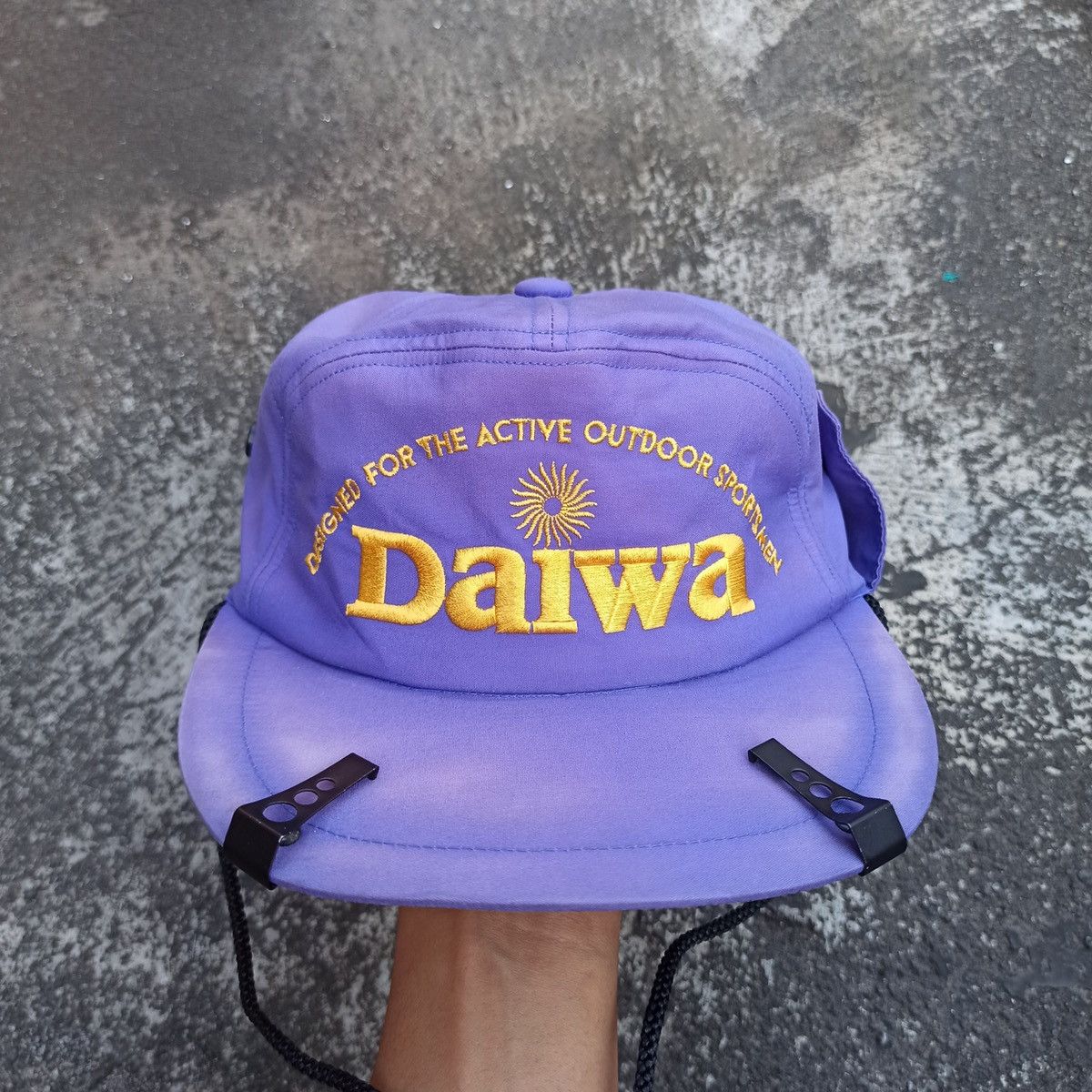 Vintage VINTAGE DAIWA FISHING HAT. UNIQUE PROPERTY Size ONE SIZE - 1 Thumbnail