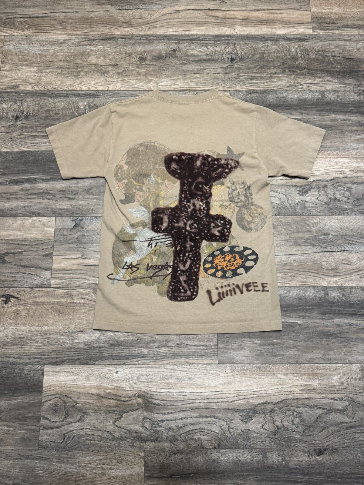 Travis Scott New Travis Scott Complexcon Vegas Exclusive Limited Cream Size US M / EU 48-50 / 2 - 2 Thumbnail