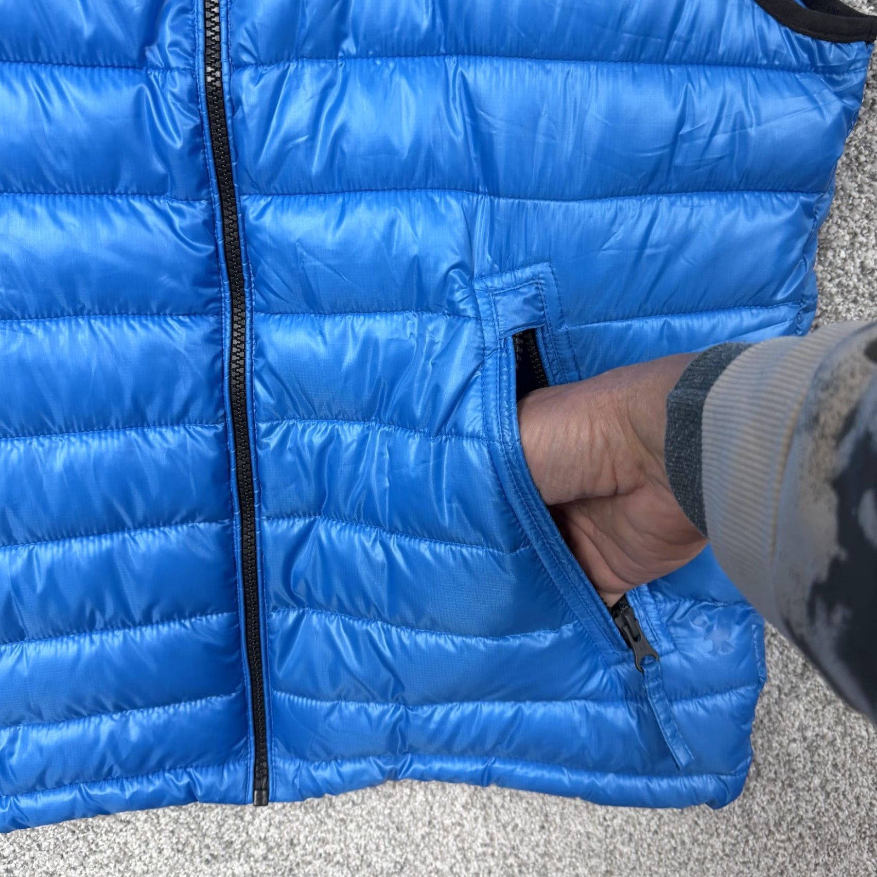 American Eagle Outfitters American Eagle Outfitters Vest Mens Small Blue Quilted Puffer Full Zip Outdoor Size US S / EU 44-46 / 1 - 7 Thumbnail